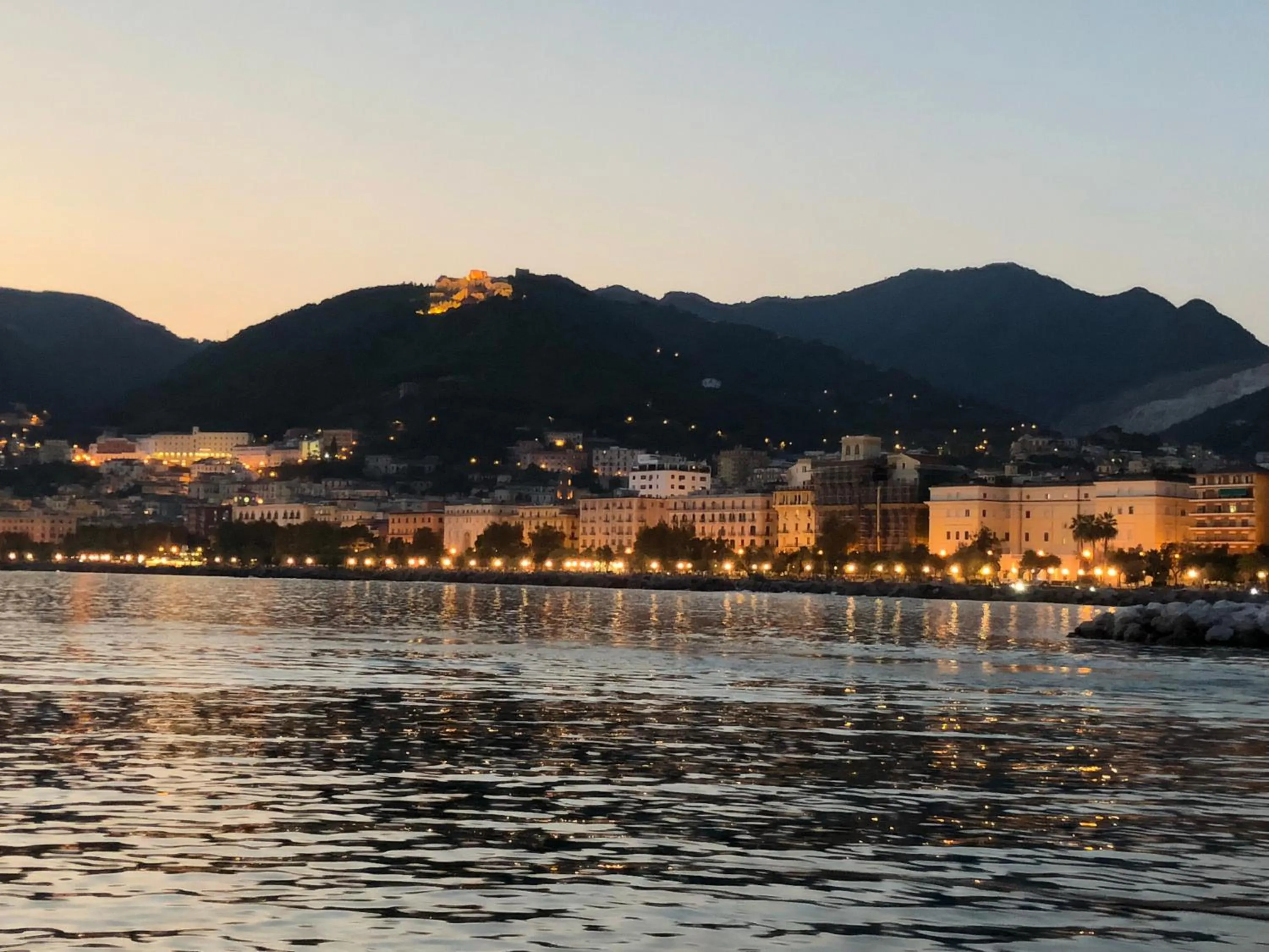 Neighbourhood in Donna Giulia, Luxury House