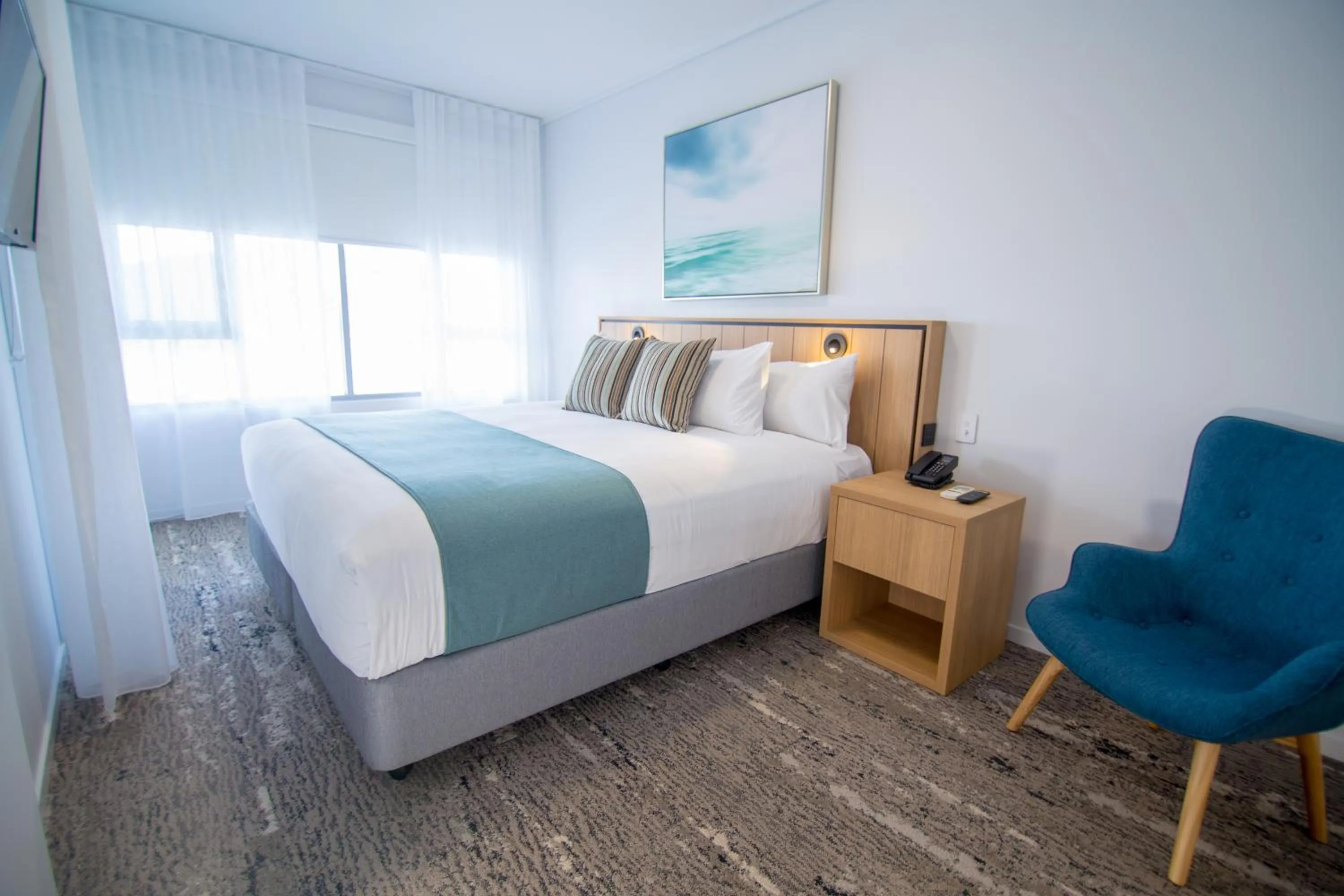 Bedroom, Bed in Club Wyndham Airlie Beach