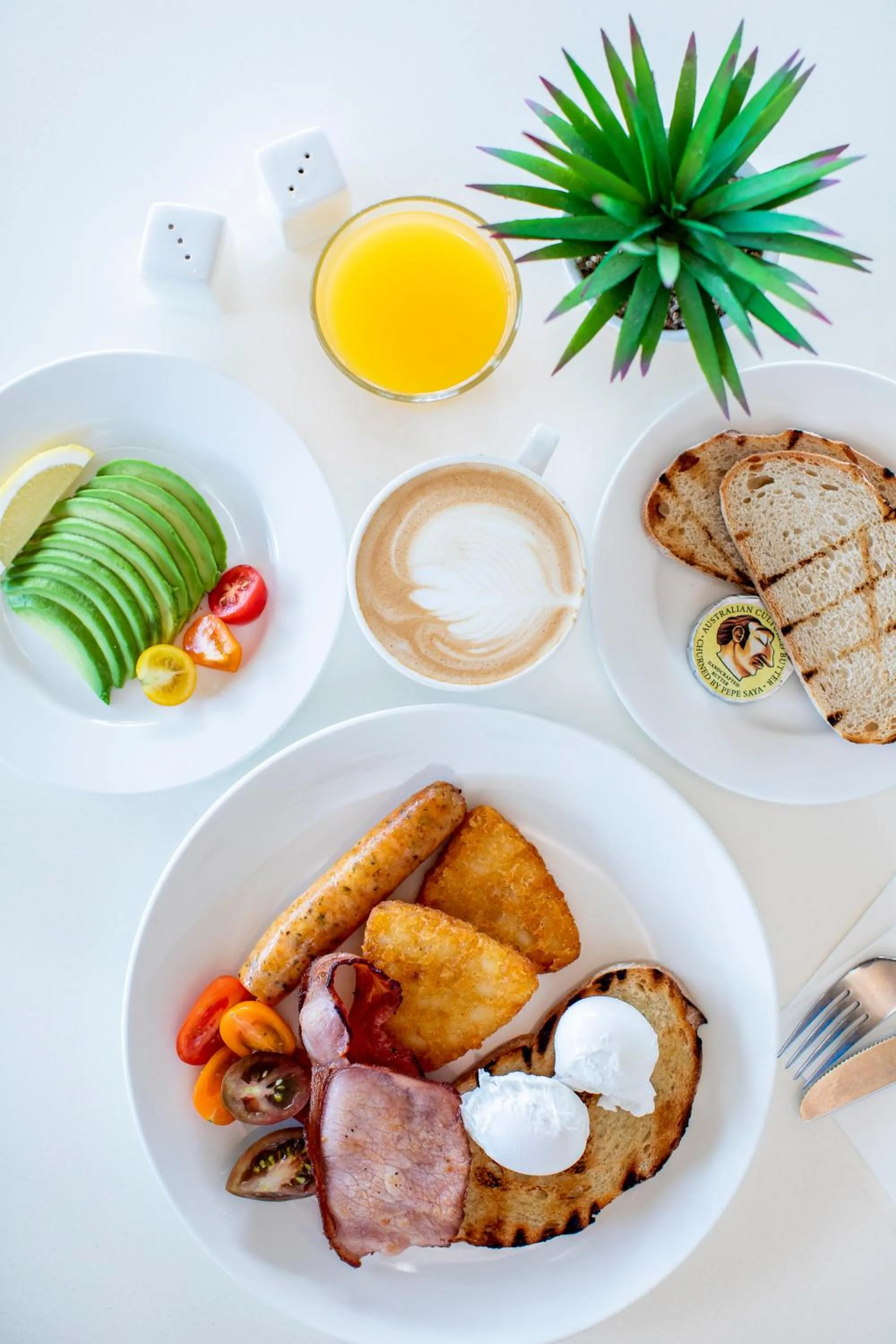 Breakfast in Club Wyndham Airlie Beach