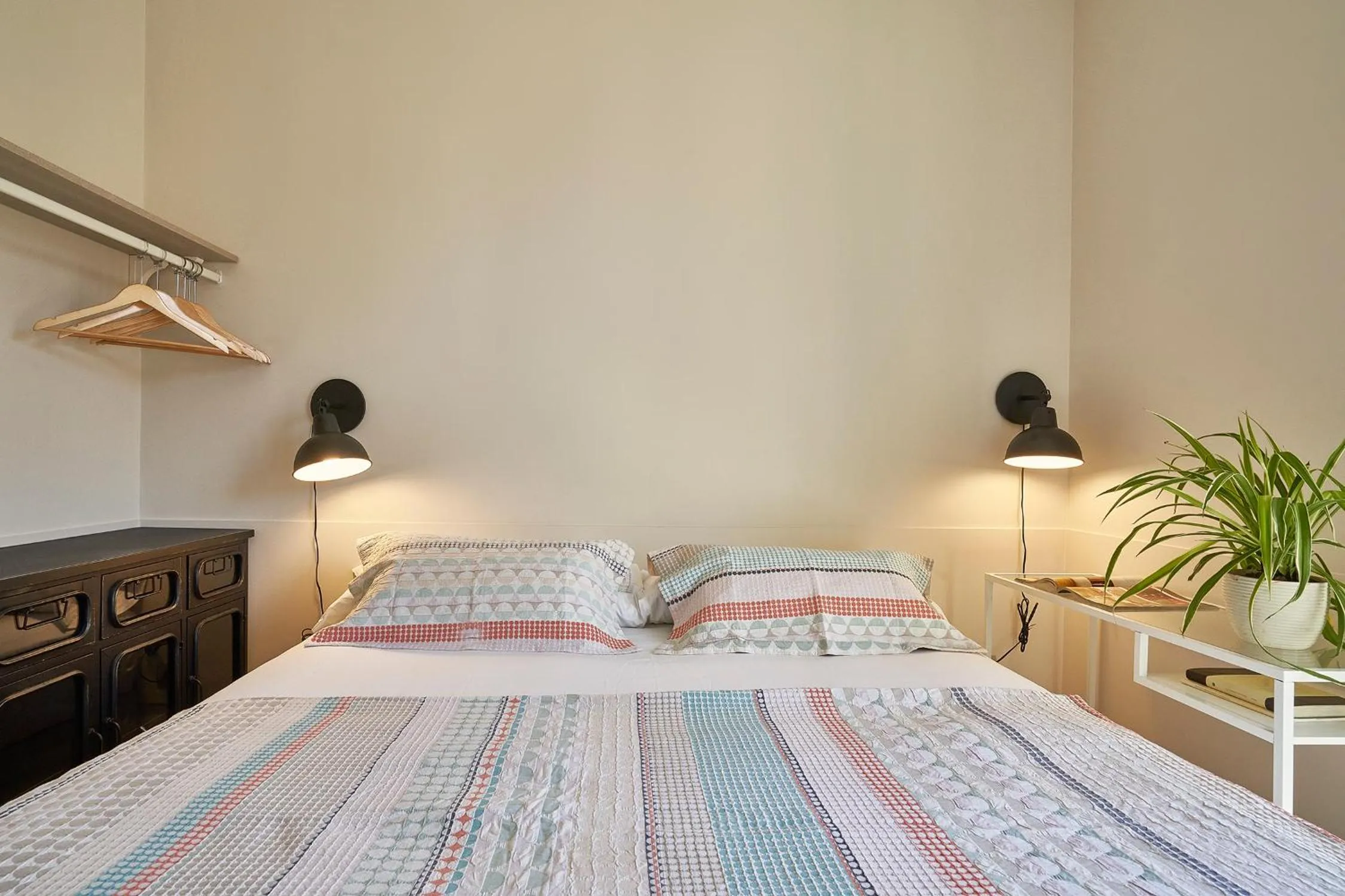 Bedroom, Bed in Barcelona Sants Station Apartments