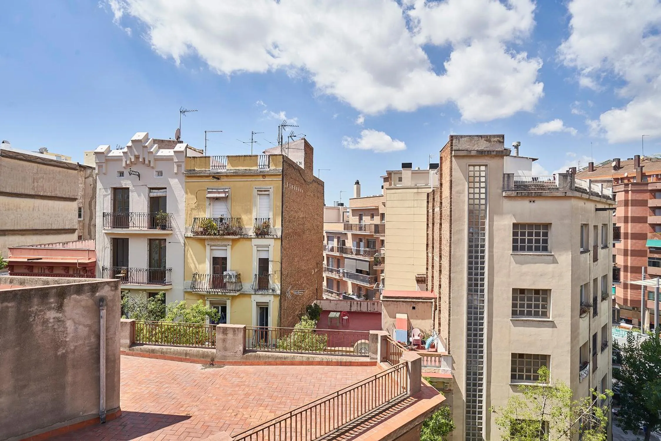 City view in Barcelona Sants Station Apartments