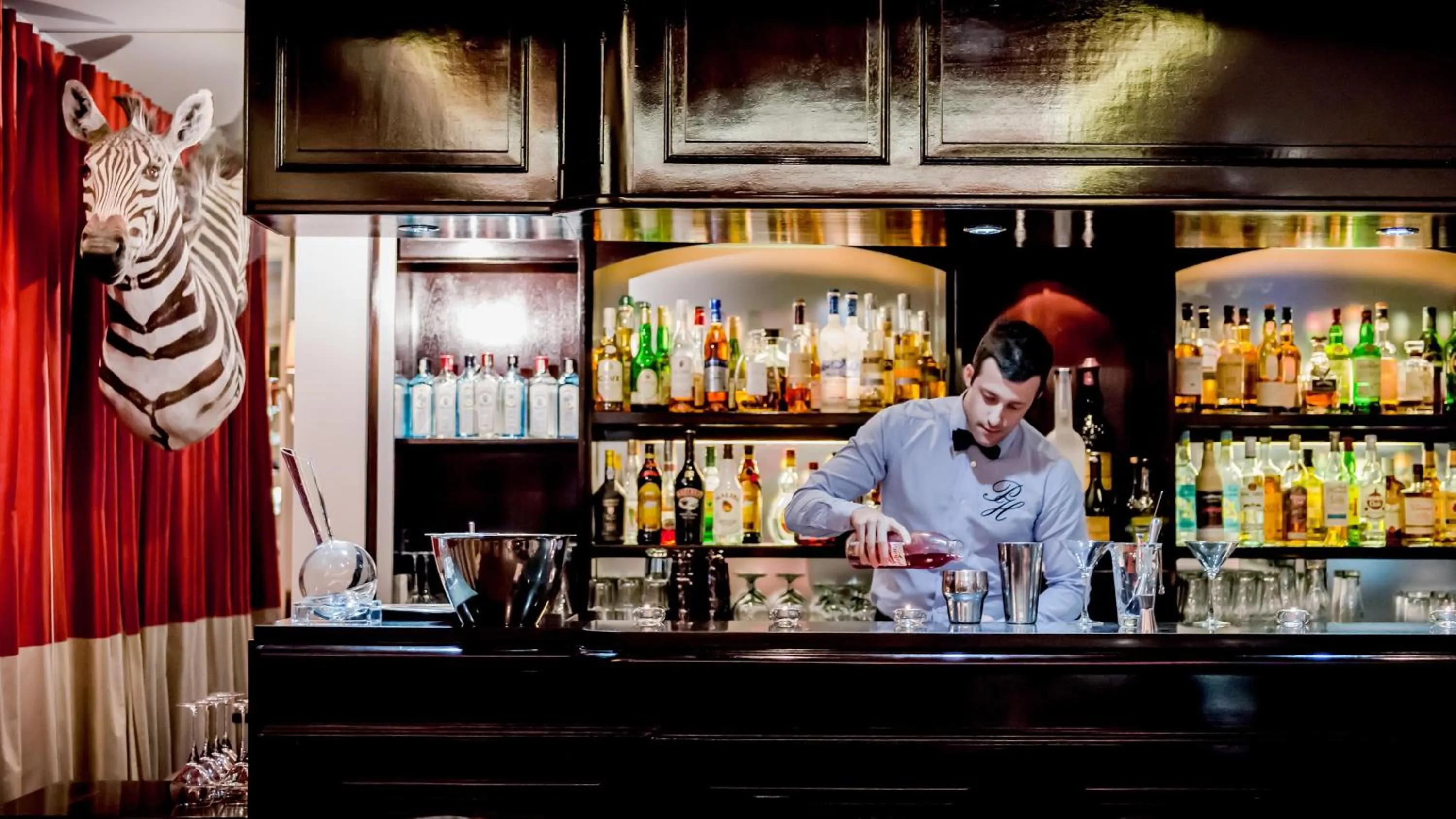 Lounge or bar in Park Hotel Grenoble - MGallery Collection