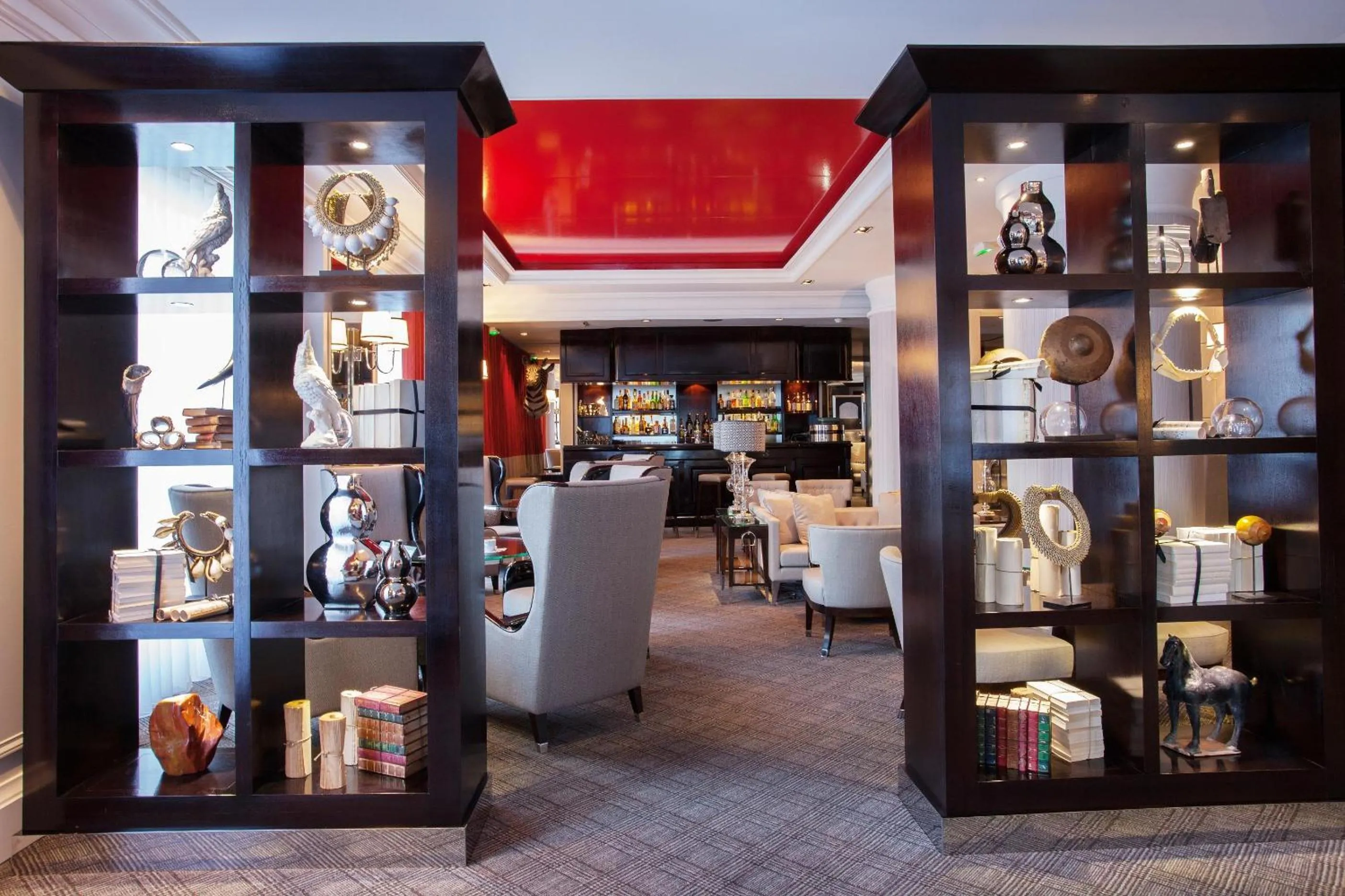 Lounge or bar in Park Hotel Grenoble - MGallery Collection