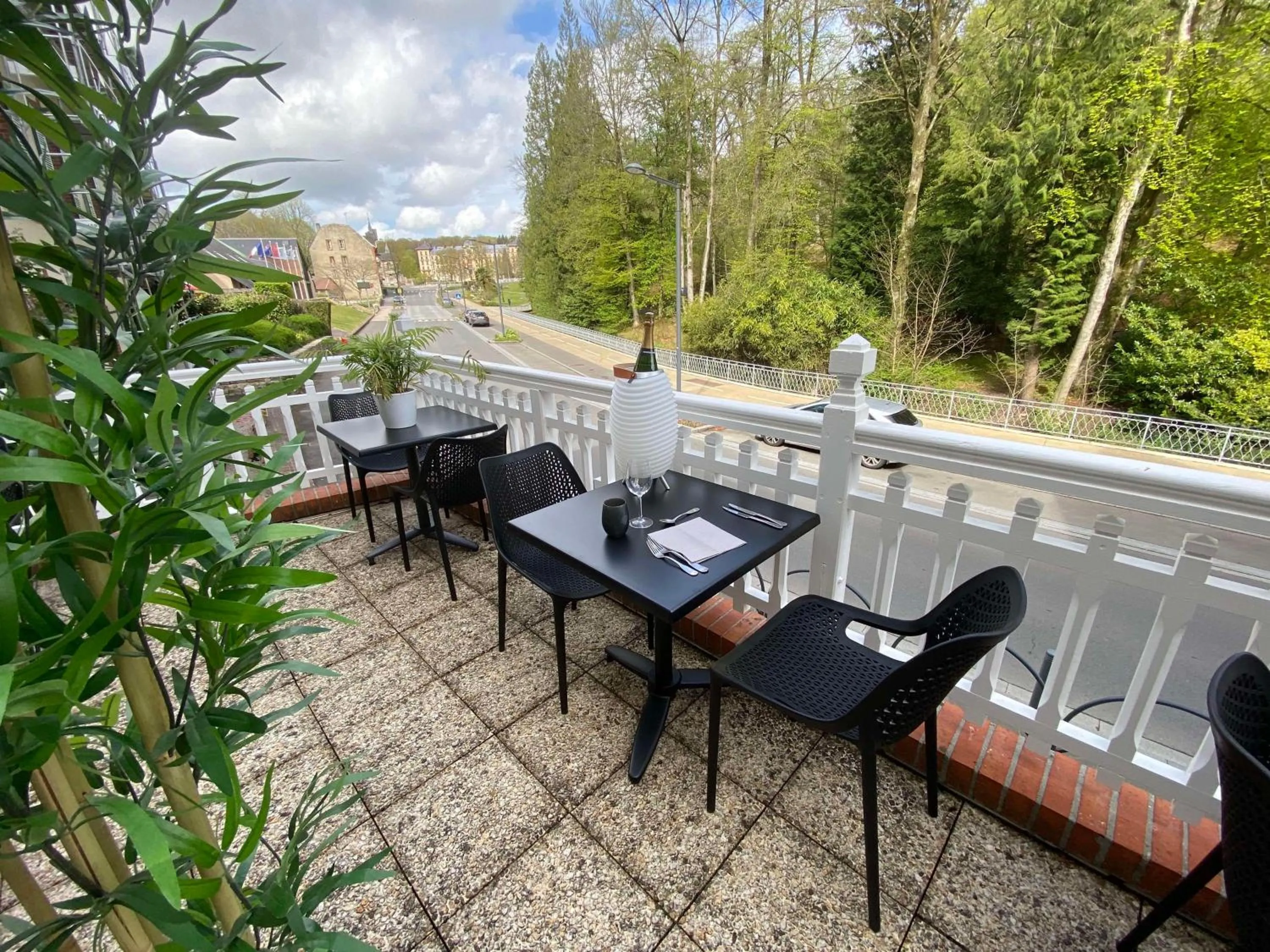 Property building in BRIT HOTEL & SPA Le Roc au Chien