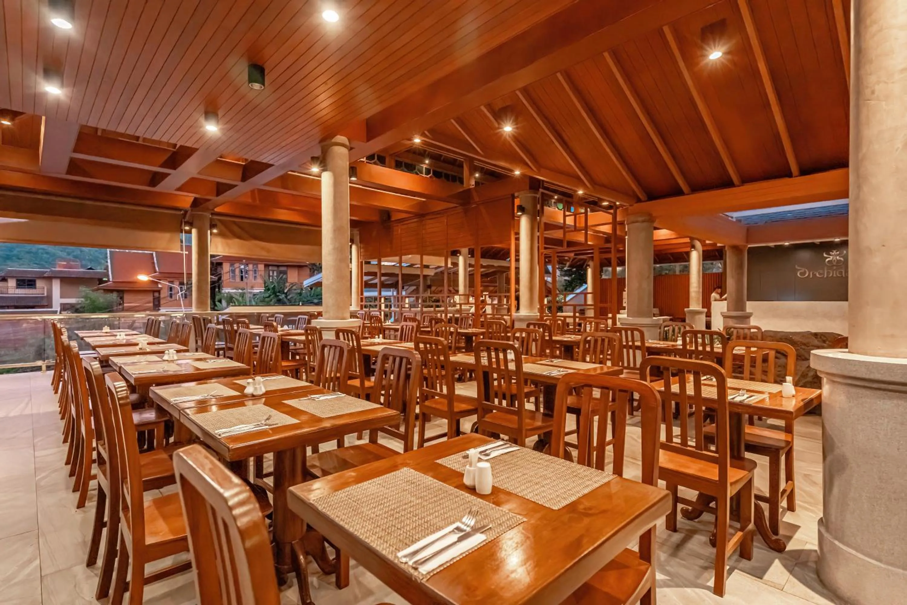 Restaurant/places to eat in Orchidacea Resort - Kata Beach