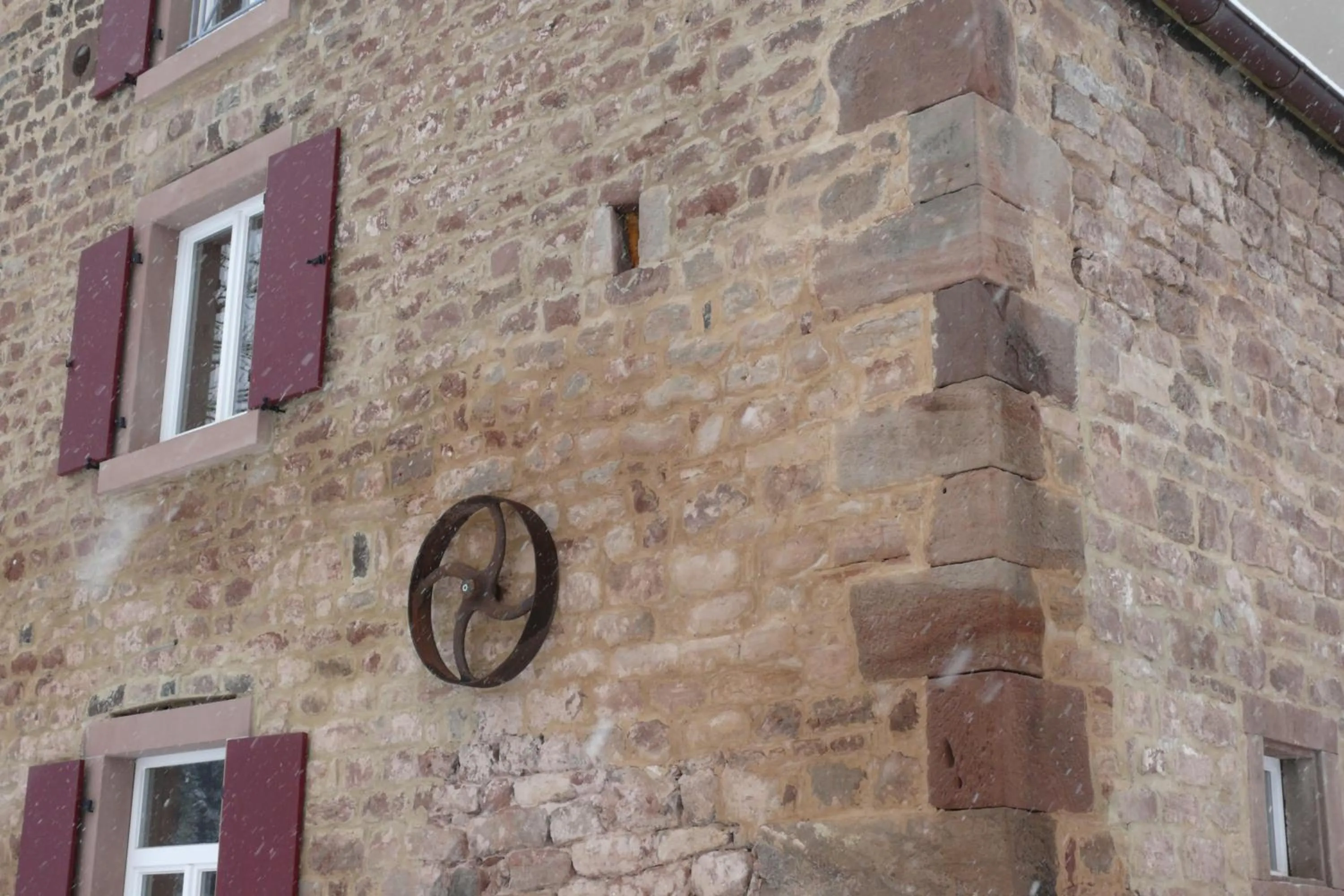 Property building in Landgrafen-Mühle