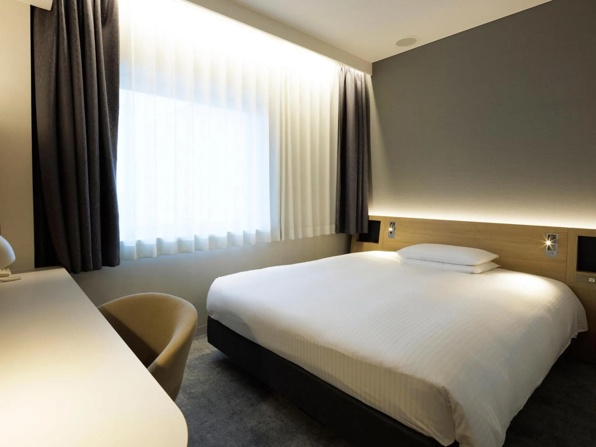 Photo of the whole room, Bed in Hotel Nikko Narita