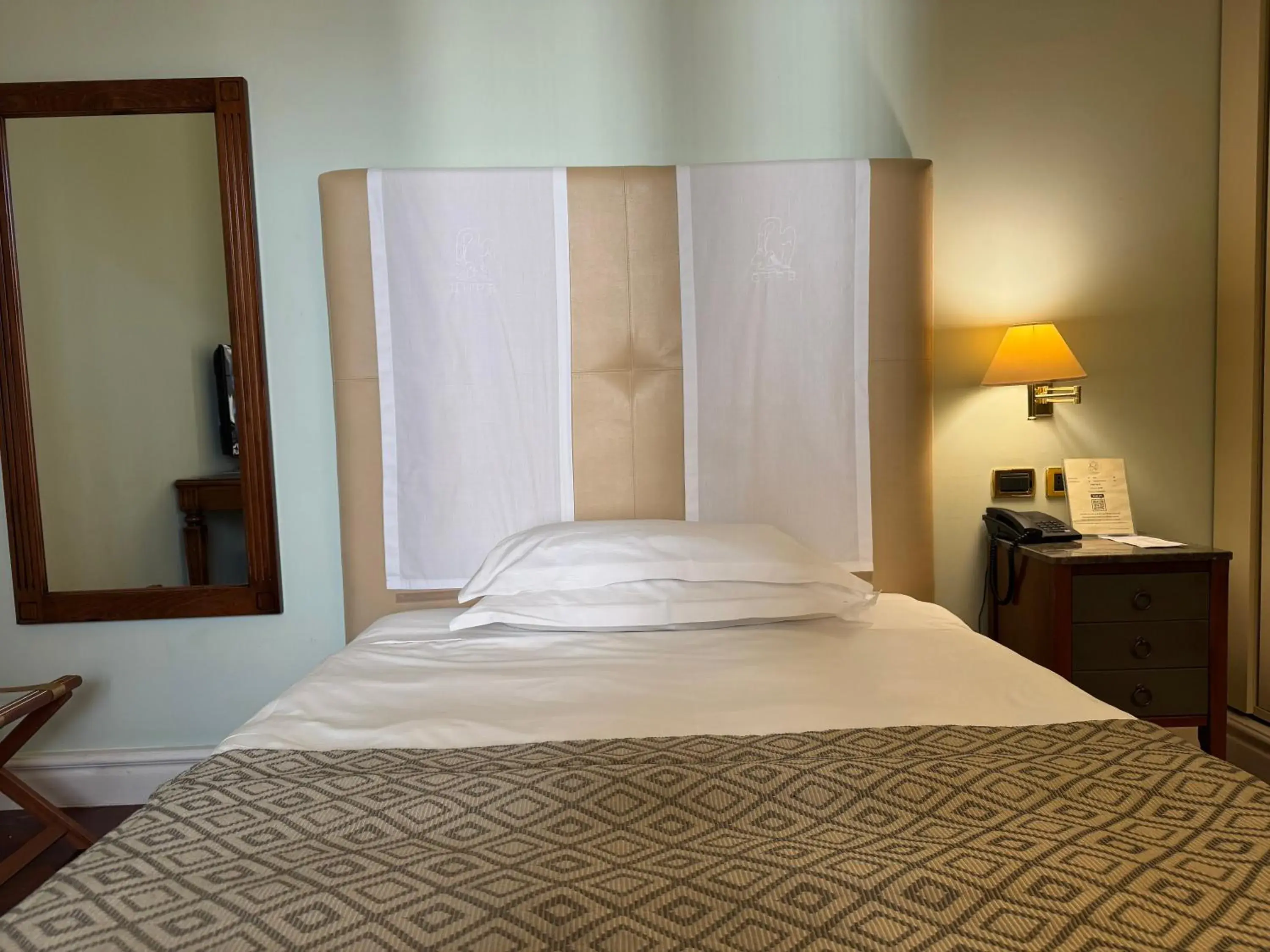 Standard Single Room in Grand Hotel Piazza Borsa Standard Single Room in Grand Hotel Piazza Borsa