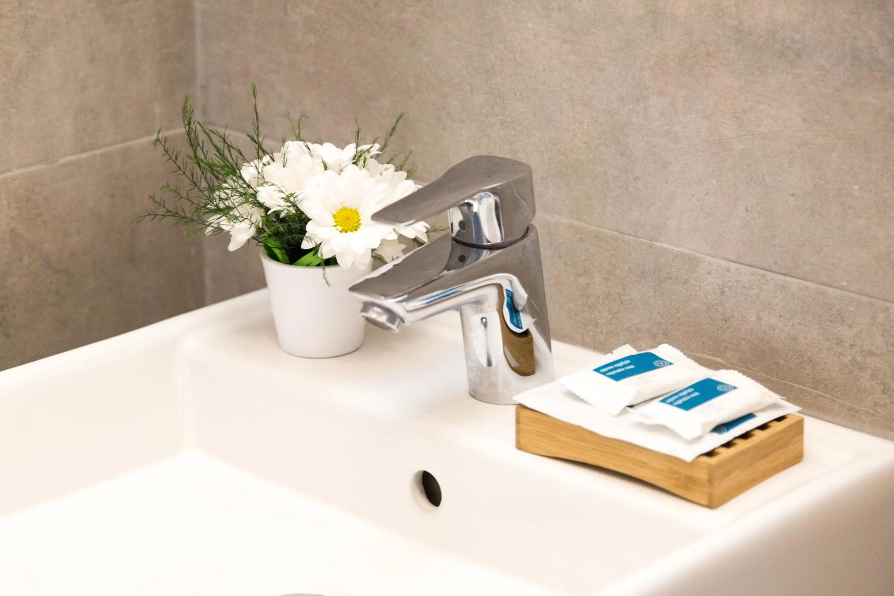 Bathroom in Suite Inn Catania