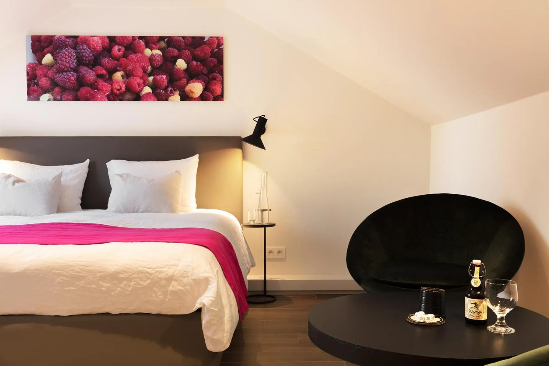 Bed in Vertes Feuilles