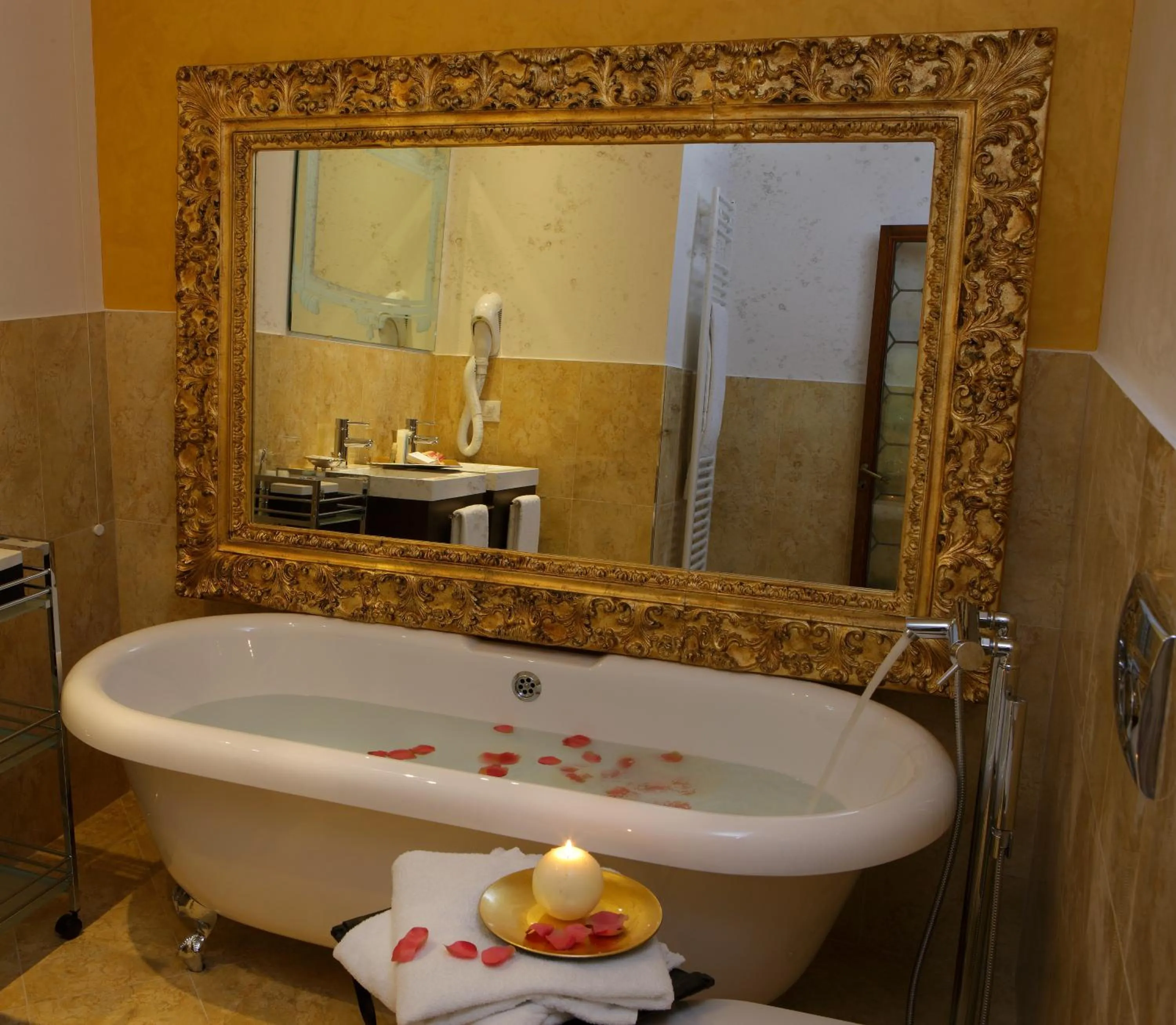 Bathroom in Ad Place Venice