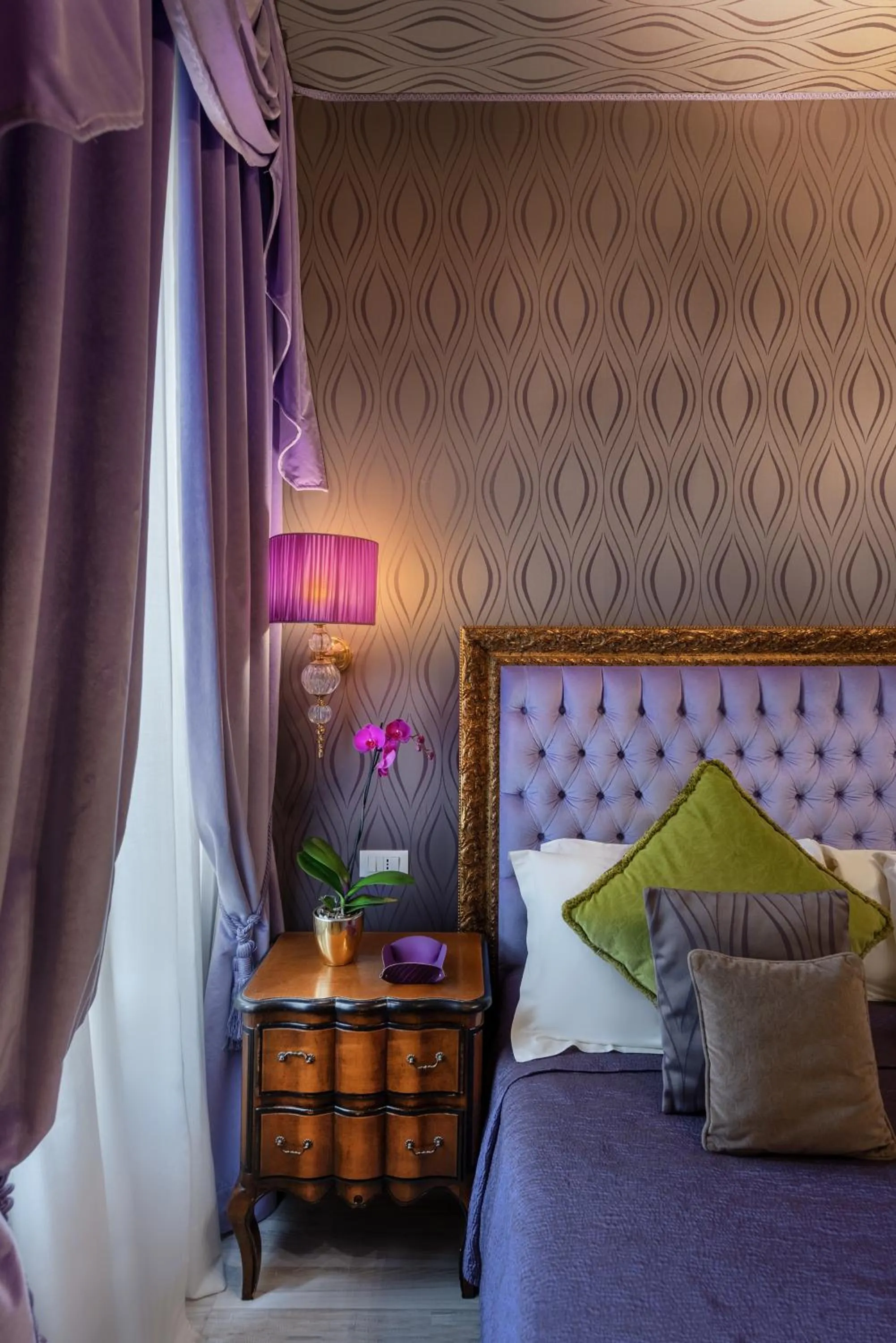 Decorative detail in Ad Place Venice