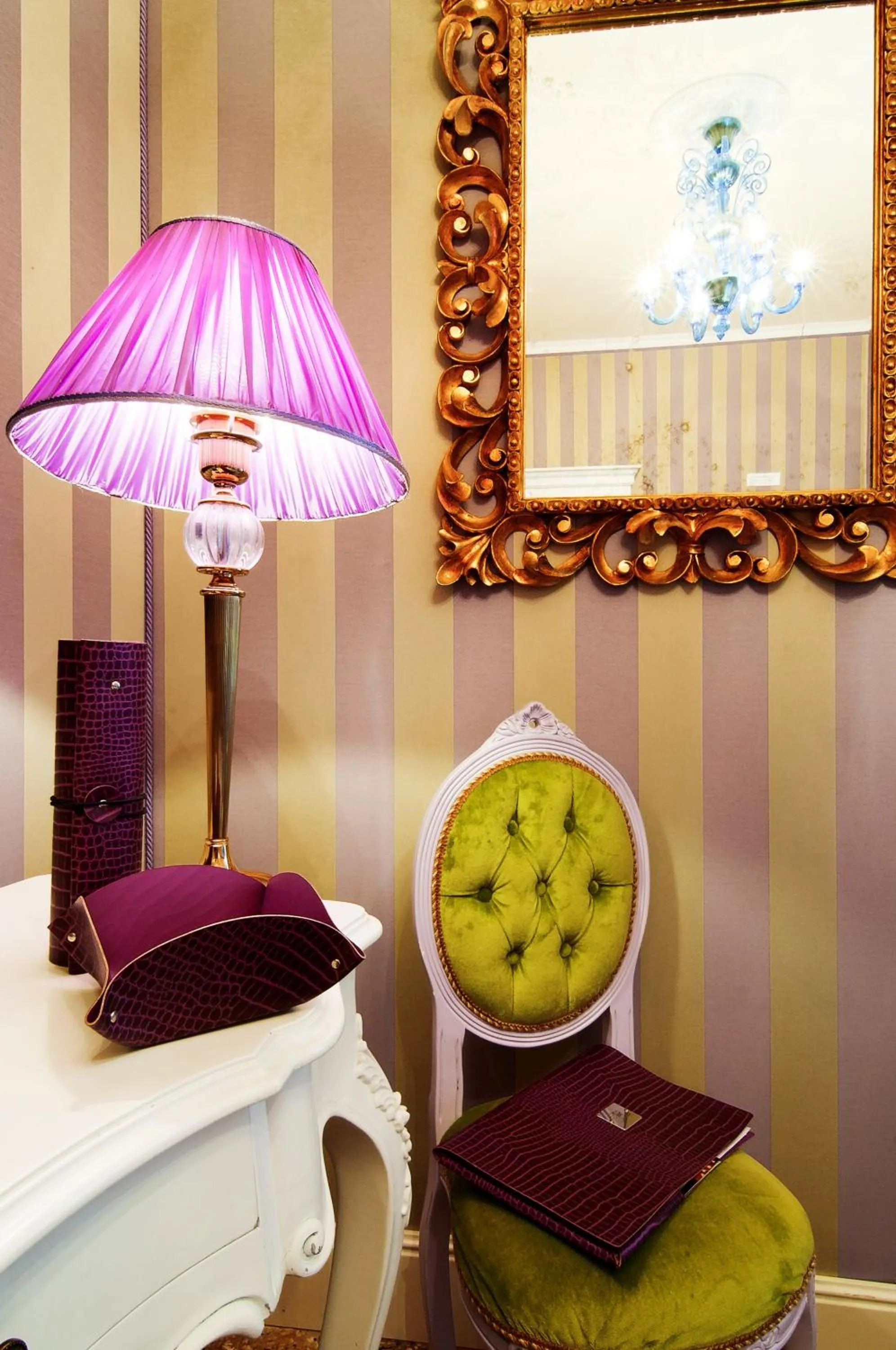 Decorative detail in Ad Place Venice