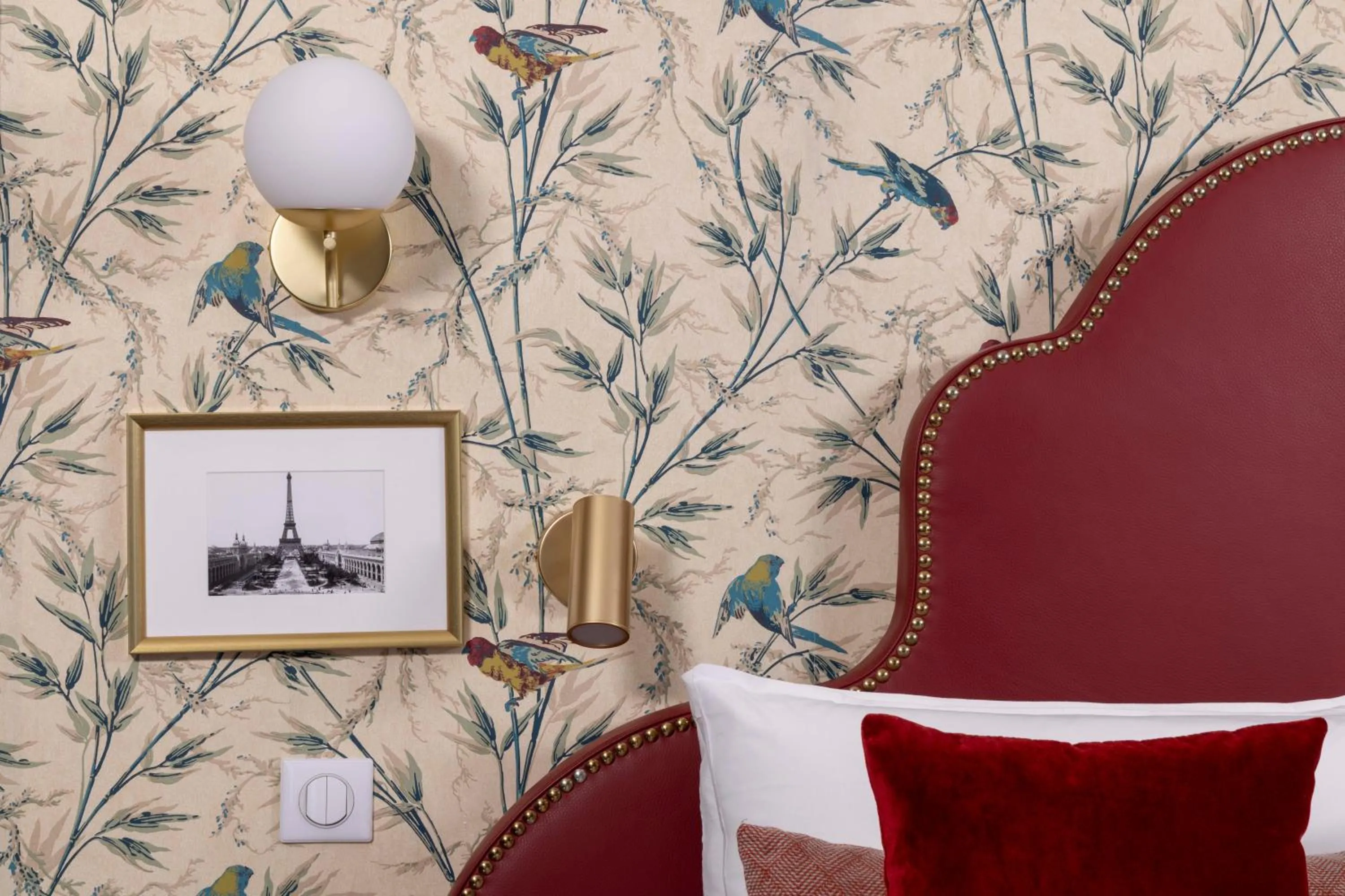 Decorative detail in Welcome Hotel