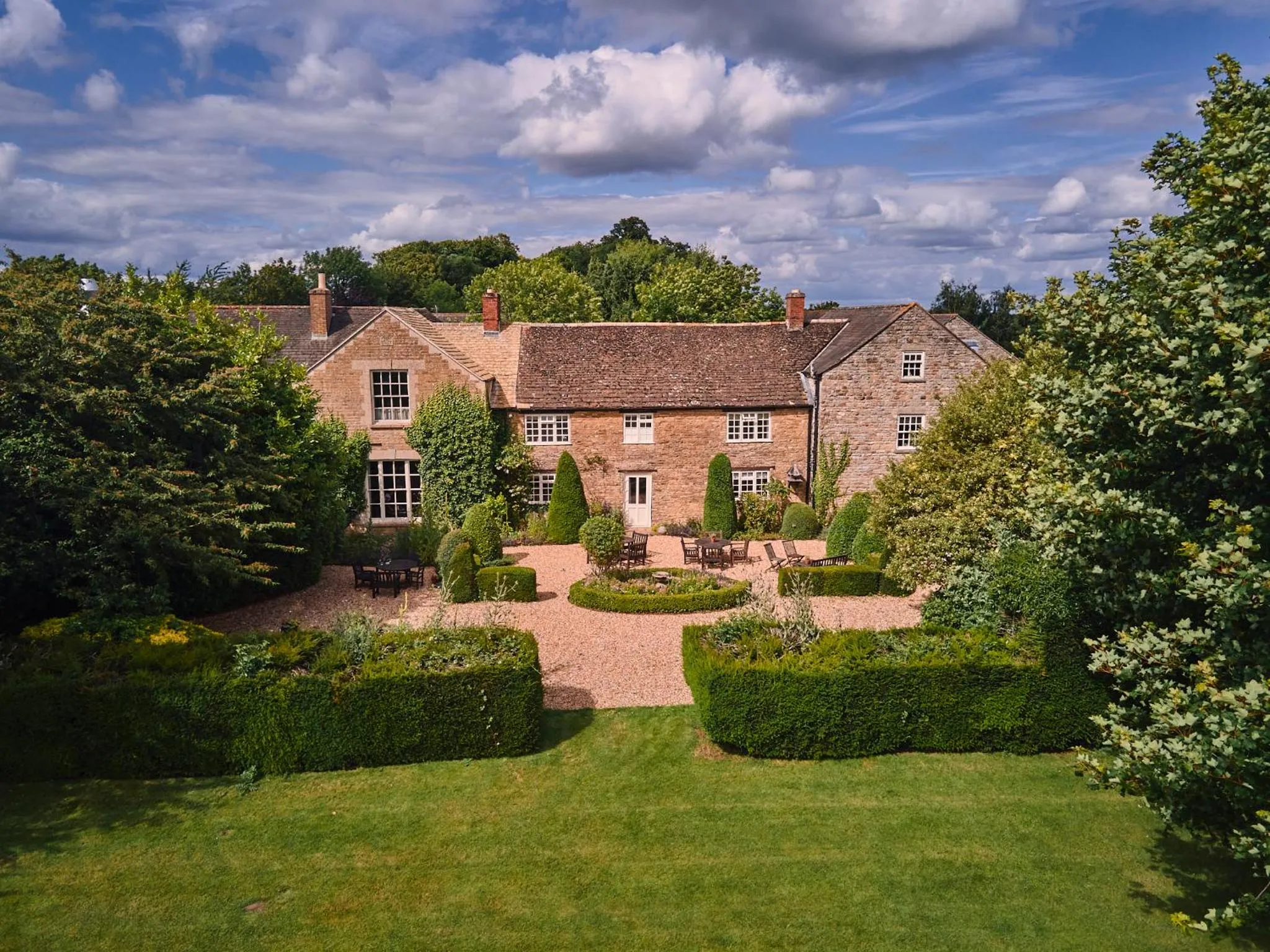 Facade/entrance in The Barnsdale, Rutland