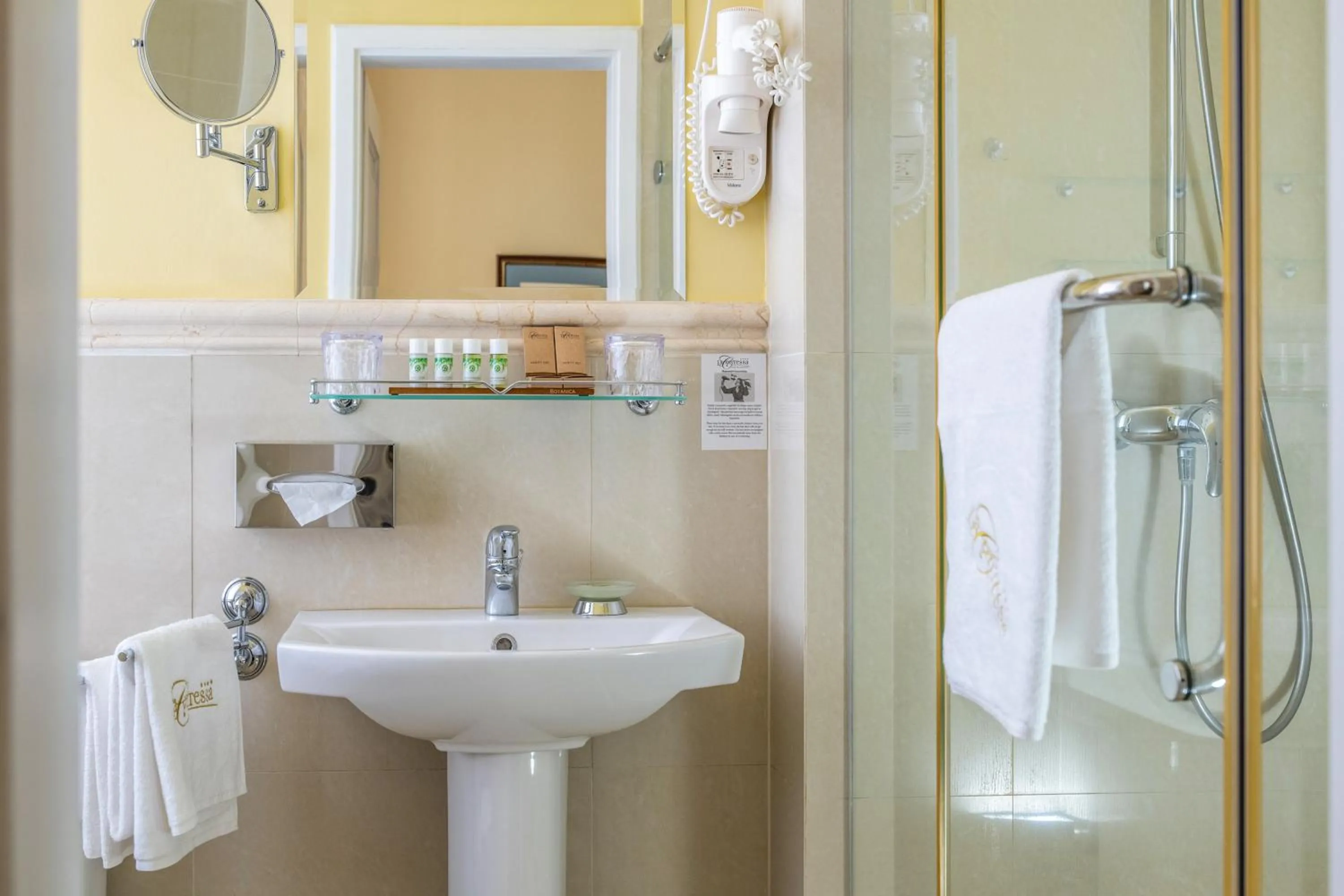 towels in La Contessa Castle Hotel