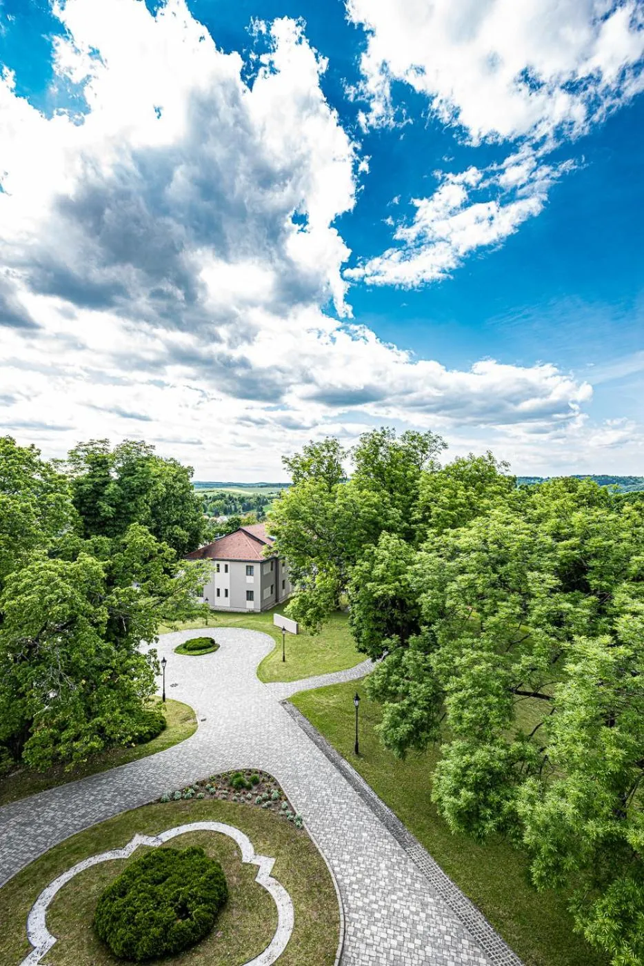 Garden view in La Contessa Castle Hotel