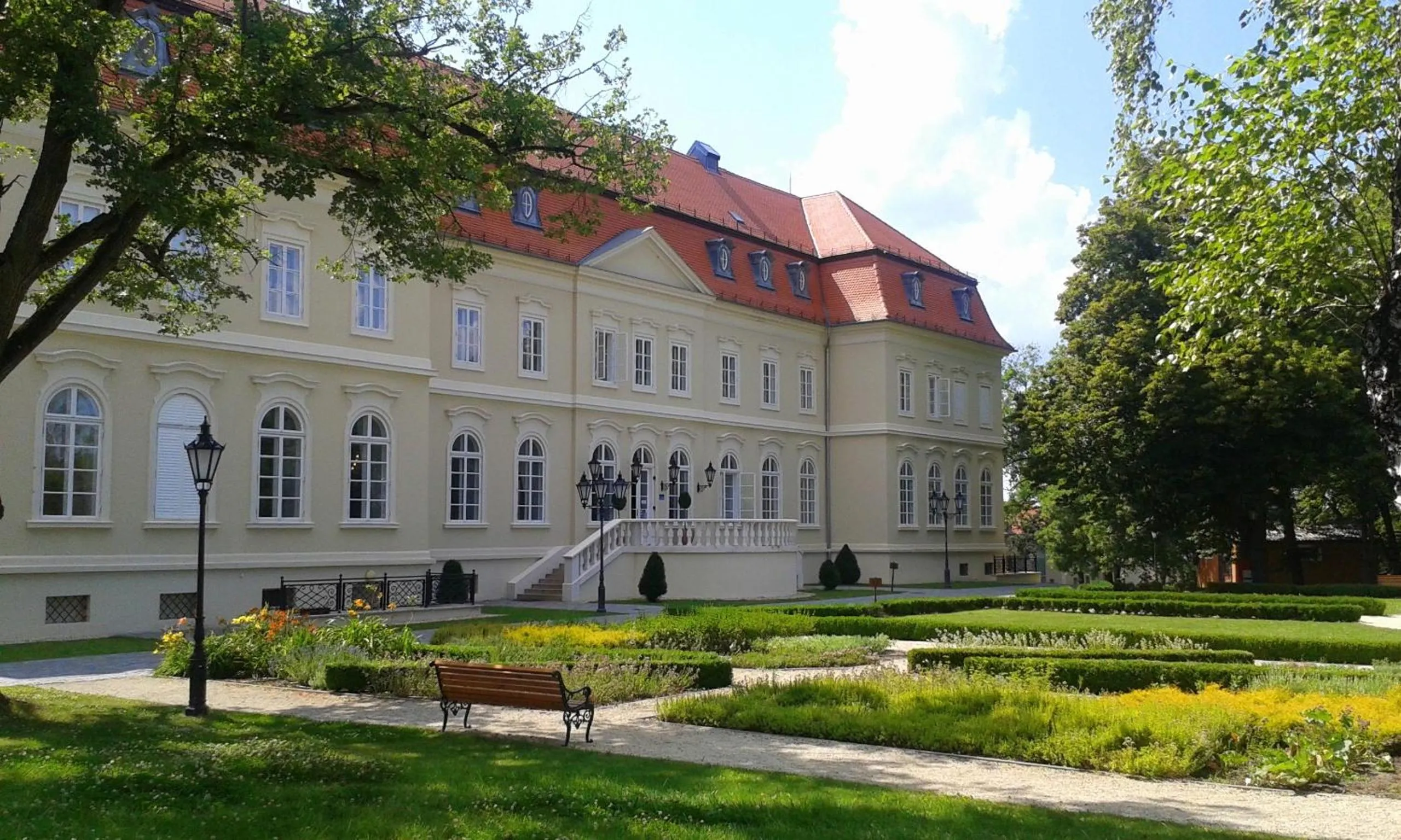 Facade/entrance in La Contessa Castle Hotel