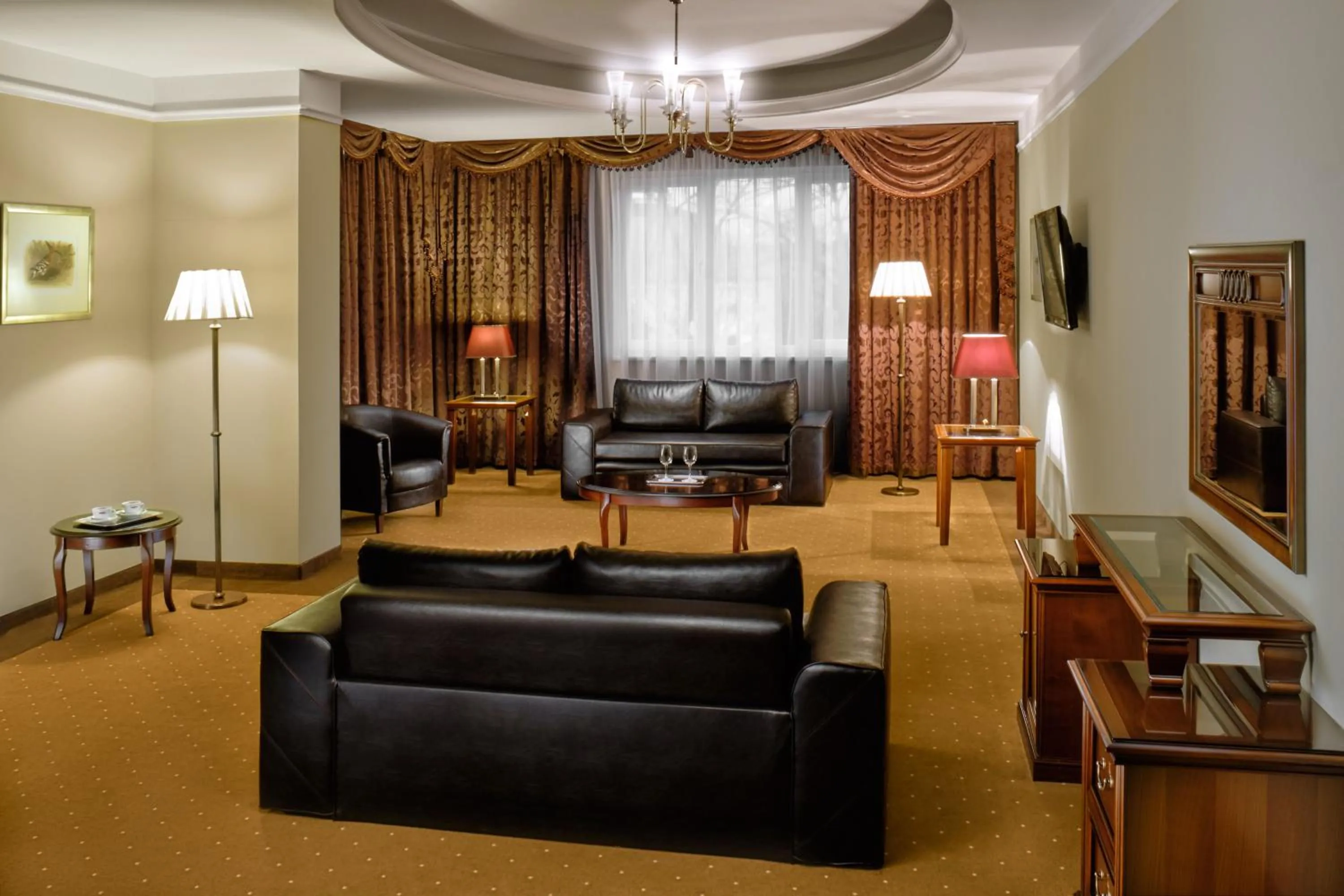 TV and multimedia in La Contessa Castle Hotel