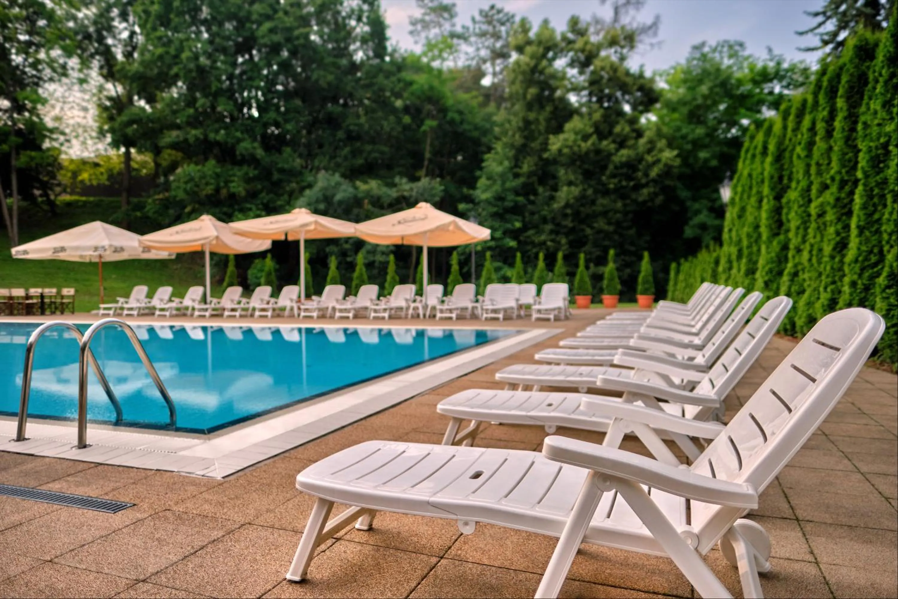 Swimming pool in La Contessa Castle Hotel