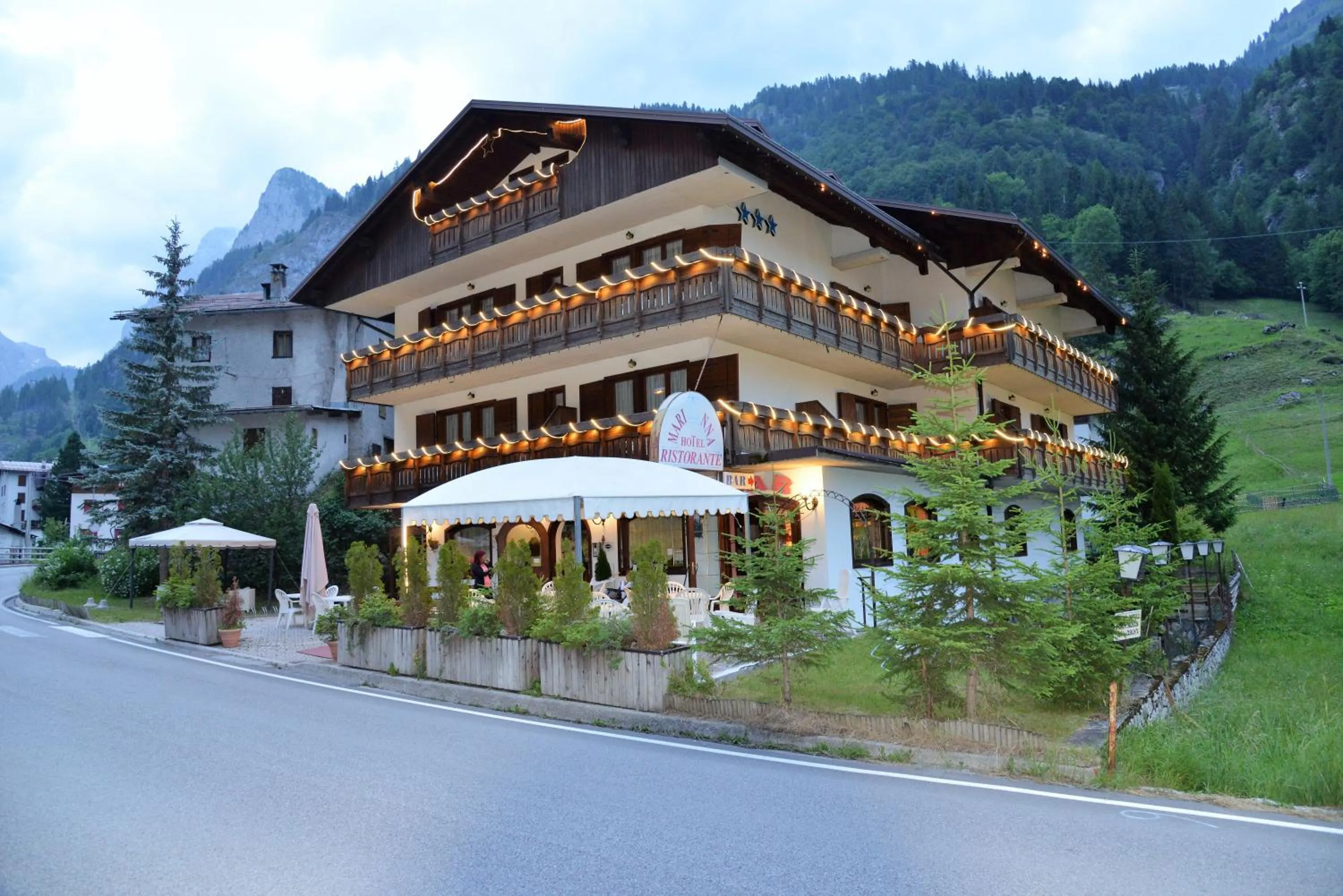 Property building in Hotel Marianna