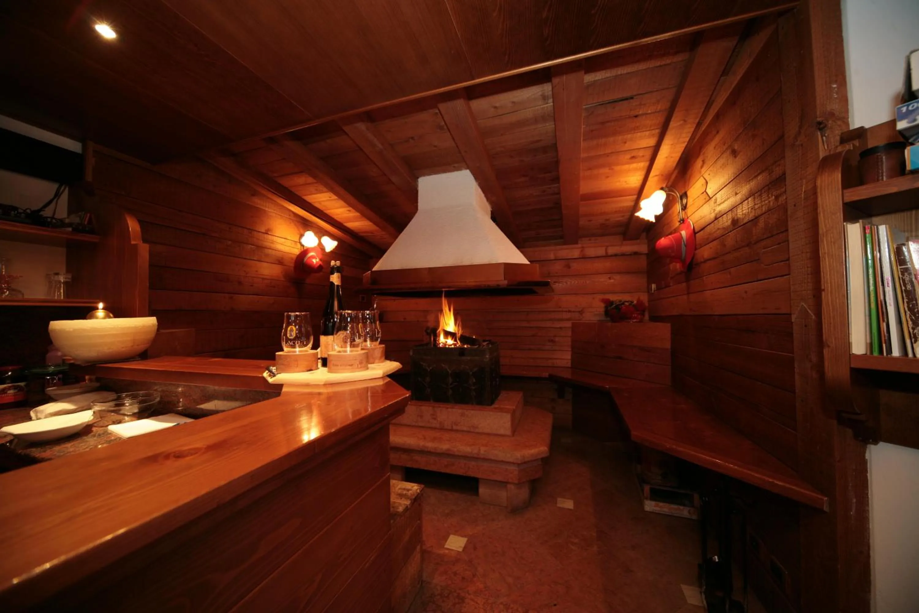 Communal lounge/ TV room in Hotel Marianna