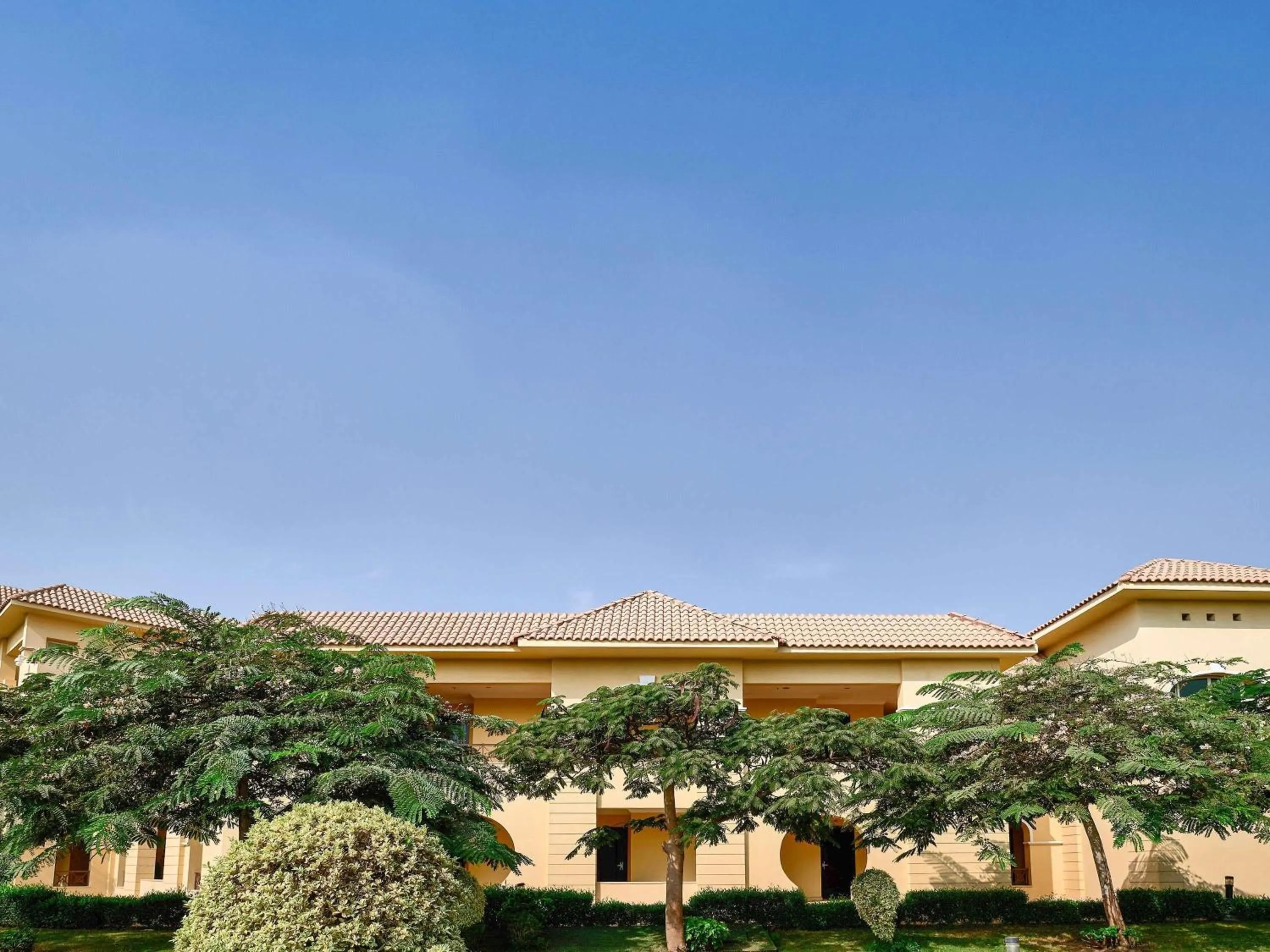 Classic King Room with Pool View in Mövenpick Hotel Cairo - Media City