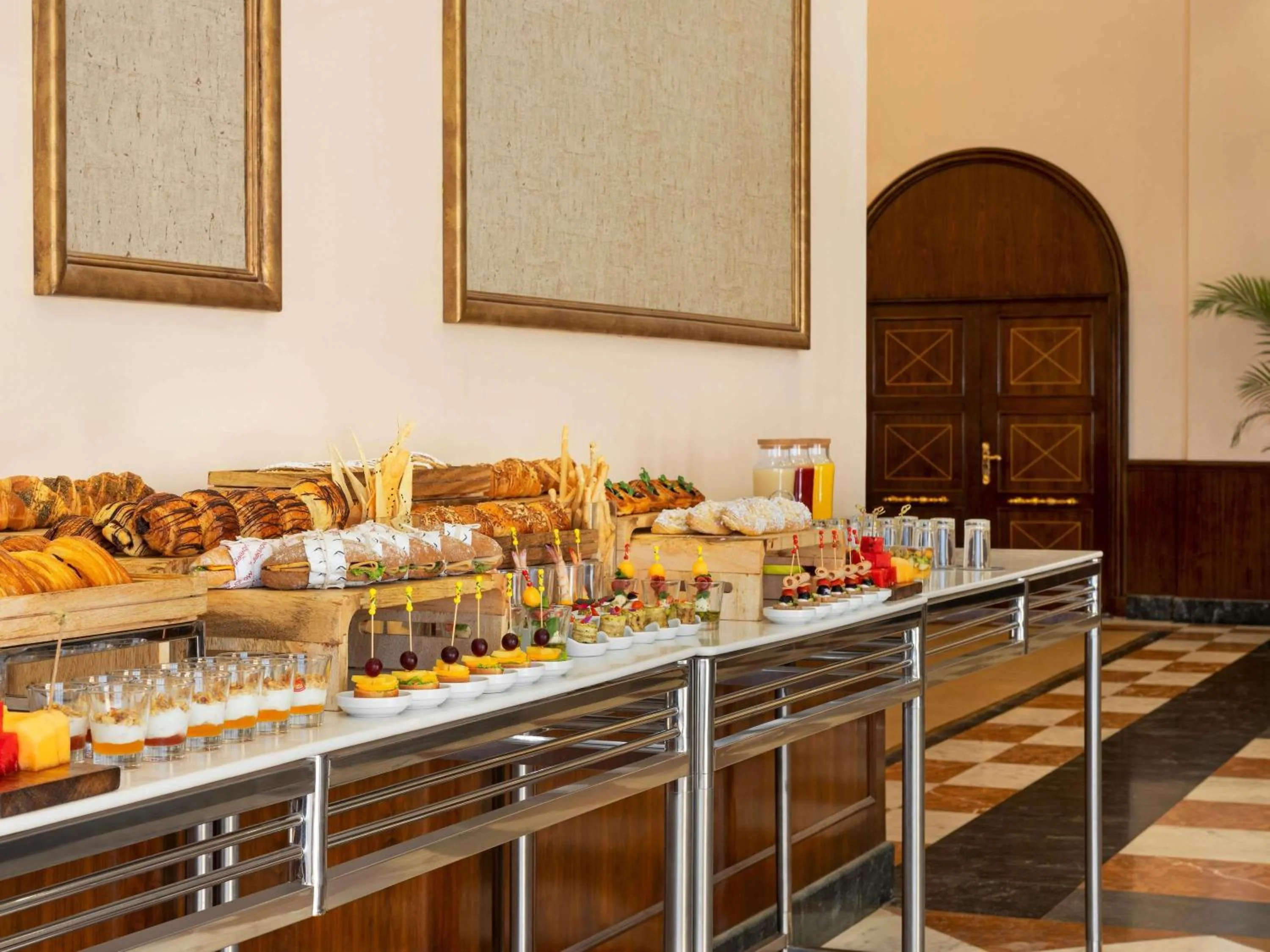 Meeting/conference room in Mövenpick Hotel Cairo - Media City