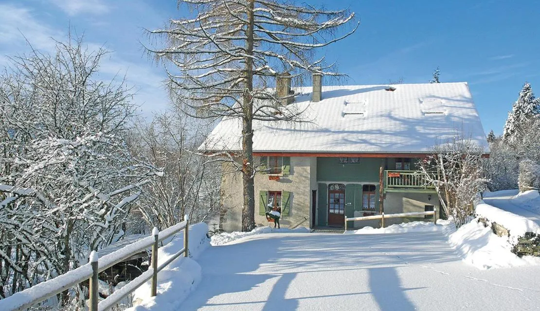 Facade/entrance in L'OURSERIE Bed & Breakfast