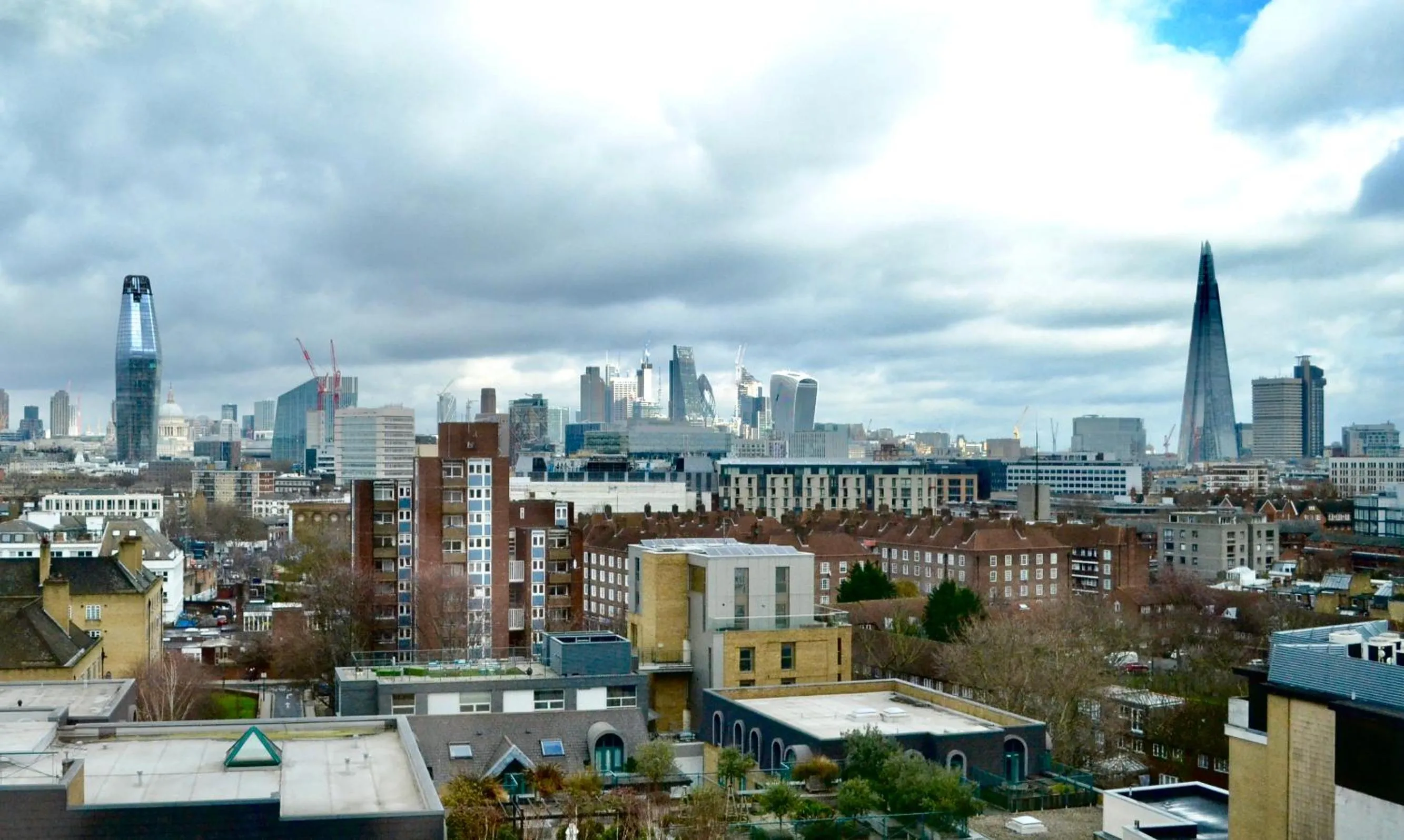 City view in Marlin Waterloo