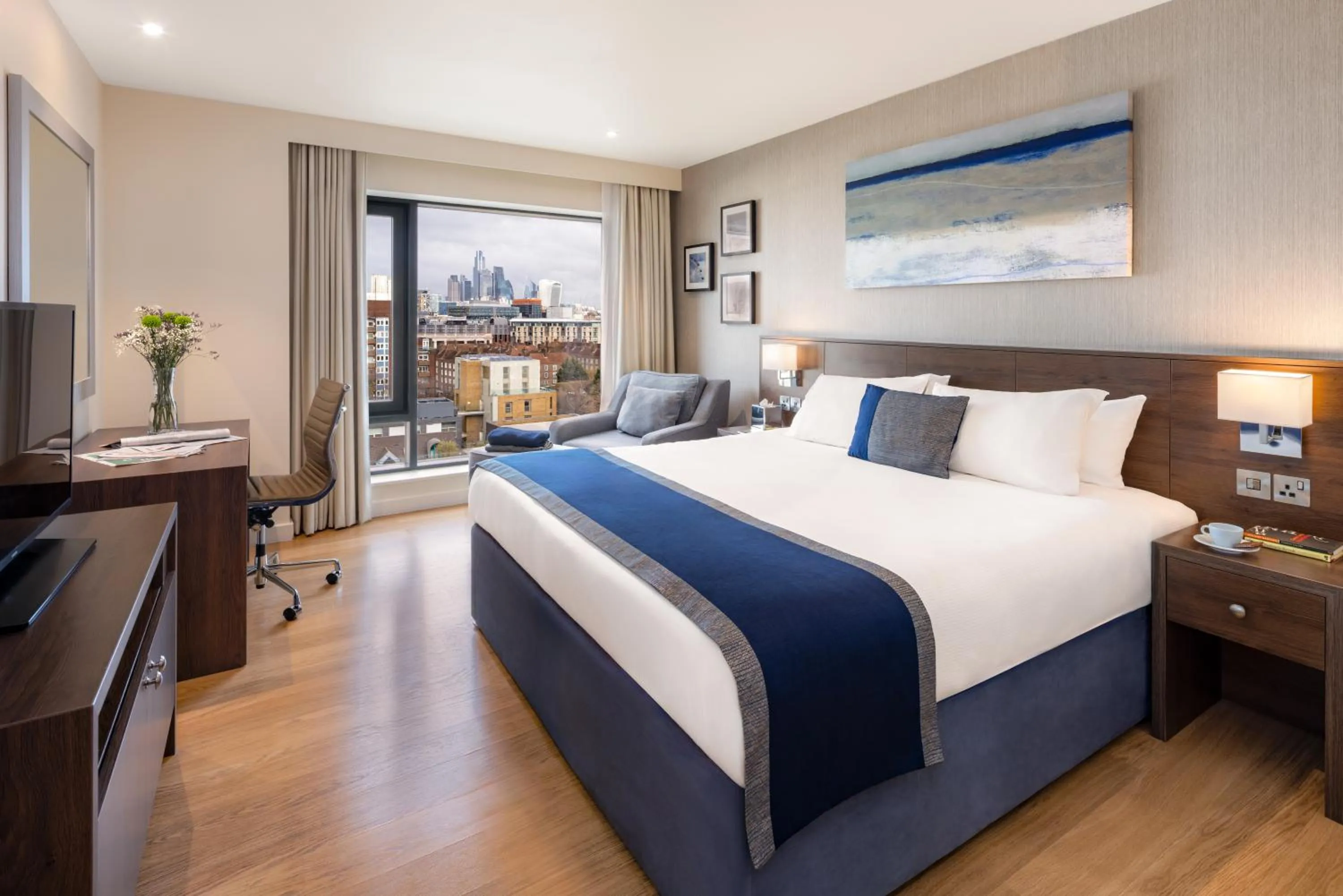 Bedroom, Bed in Marlin Waterloo