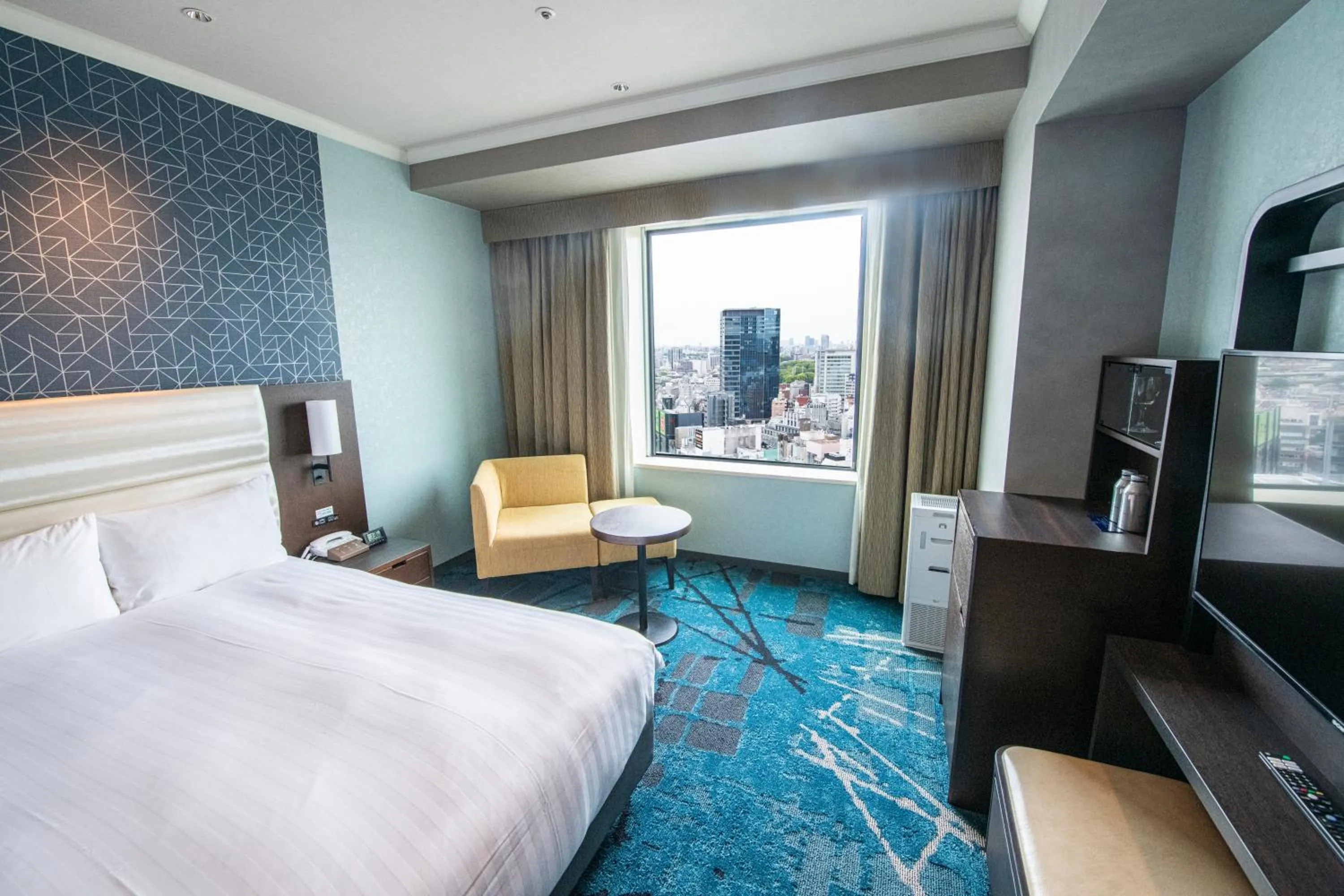 Photo of the whole room, Bed in Shibuya Excel Hotel Tokyu