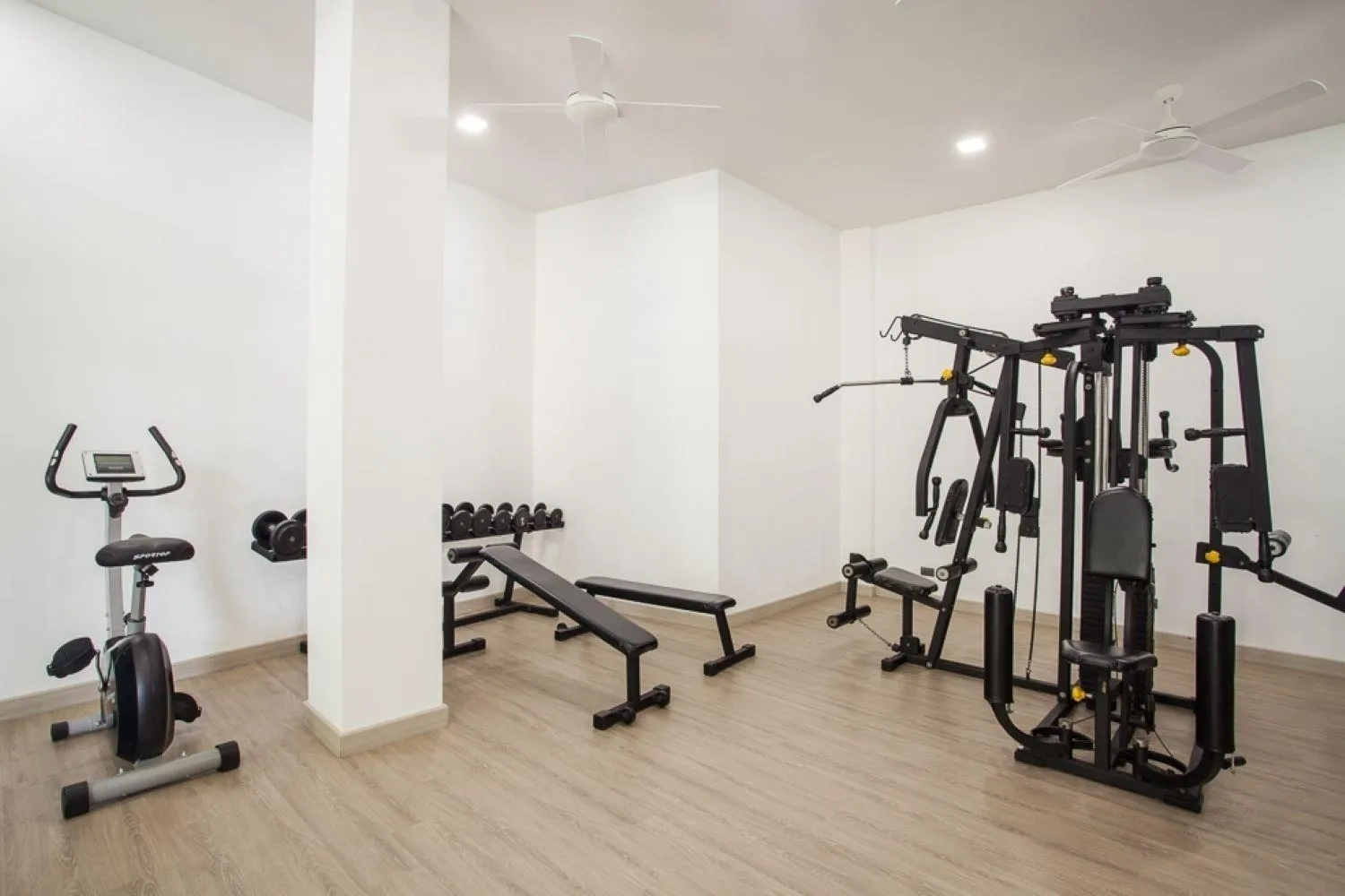 Fitness centre/facilities in Hill Fresco Hotel