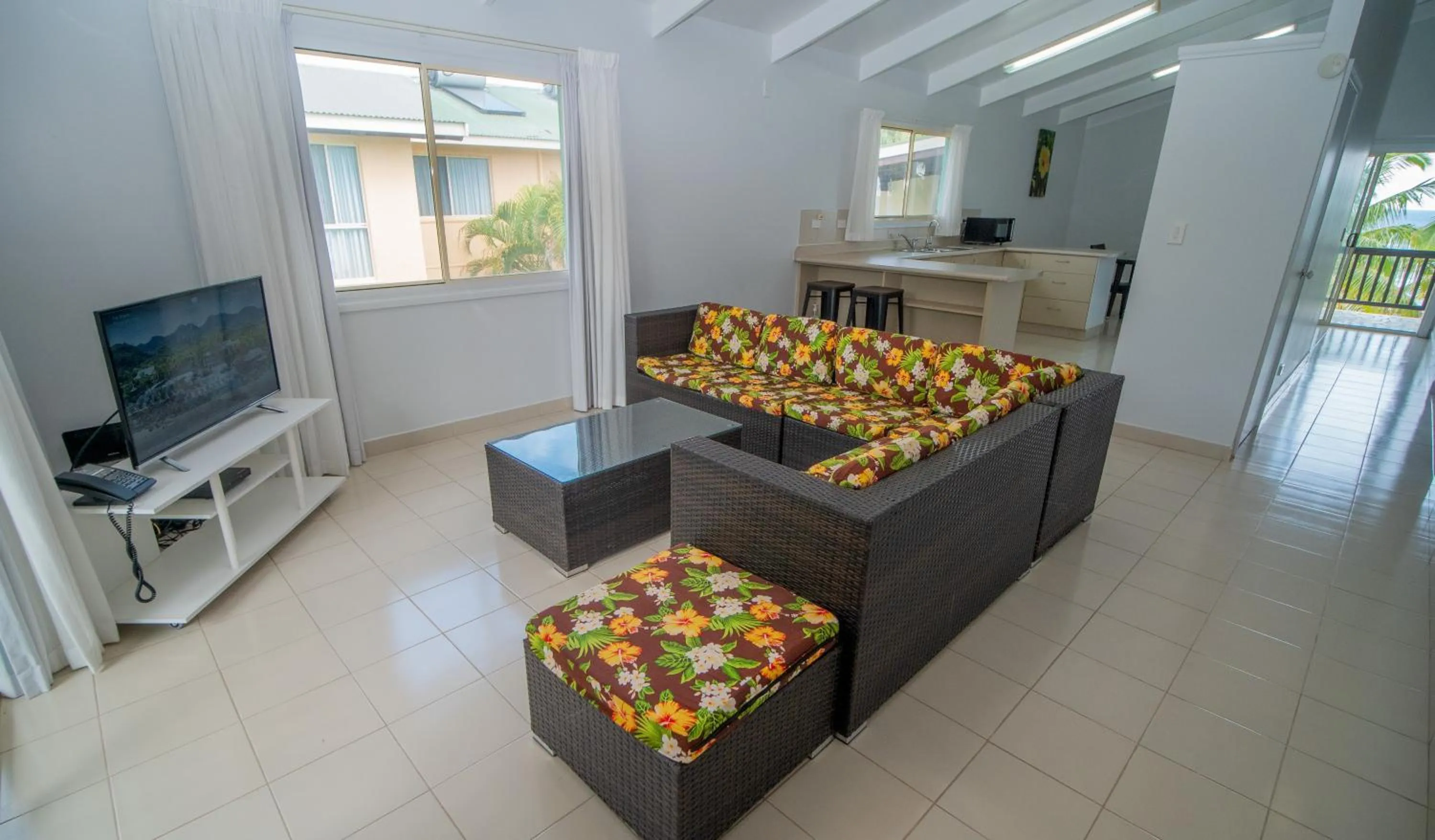 Living room in The Edgewater Resort & Spa