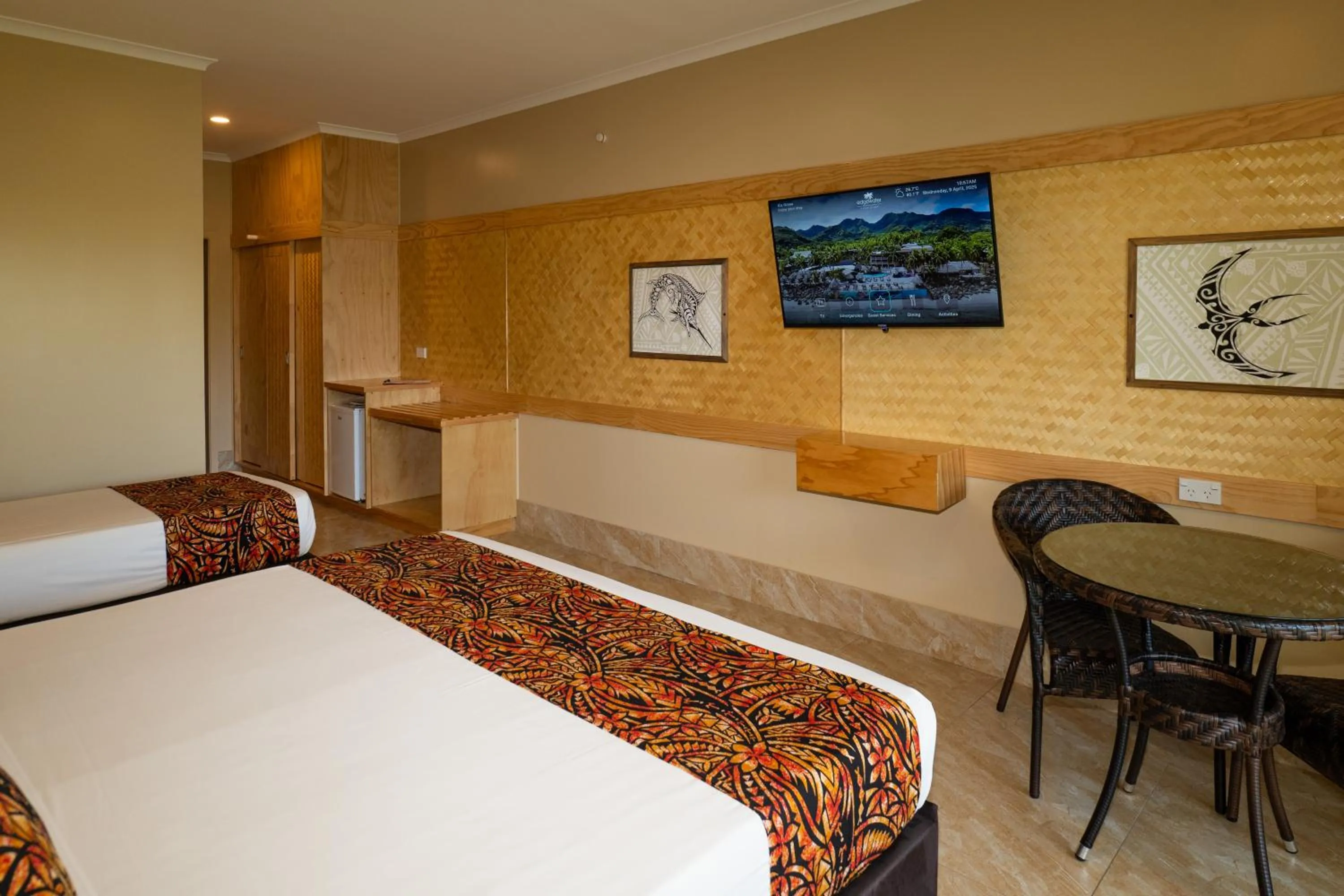 Bedroom, Bed in The Edgewater Resort & Spa