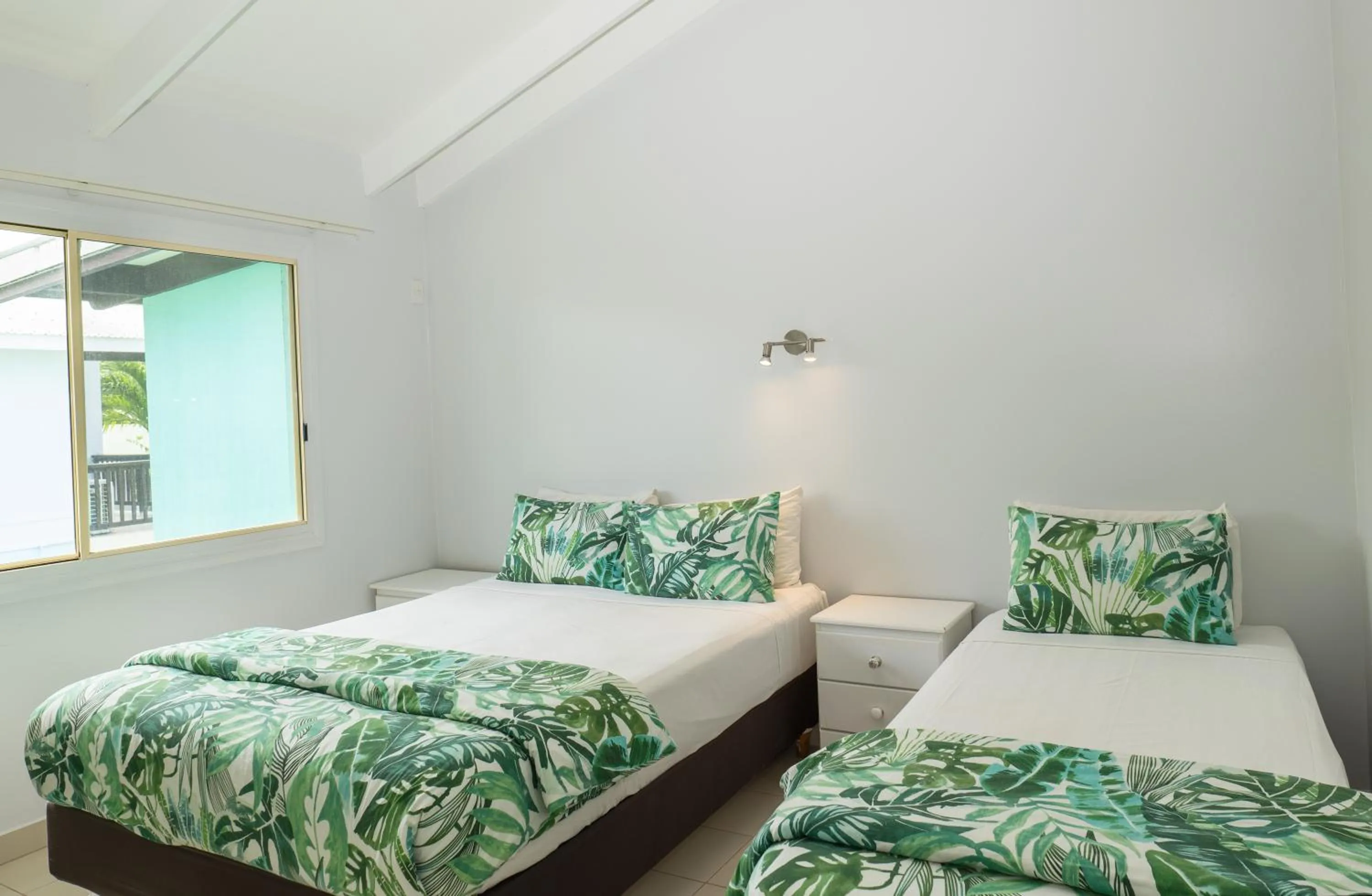 Bedroom, Bed in The Edgewater Resort & Spa