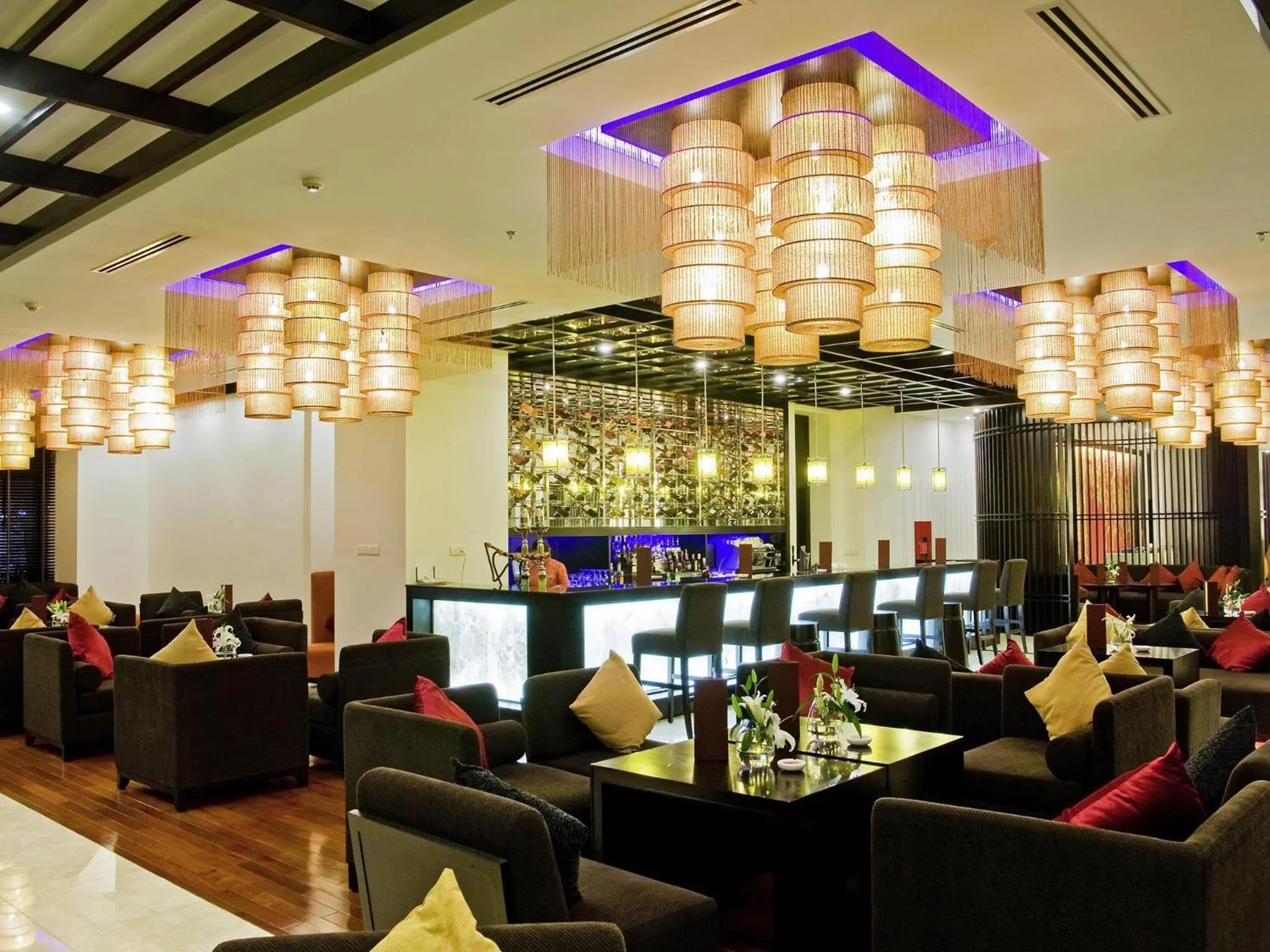 Lounge or bar in Novotel Ha Long Bay Hotel