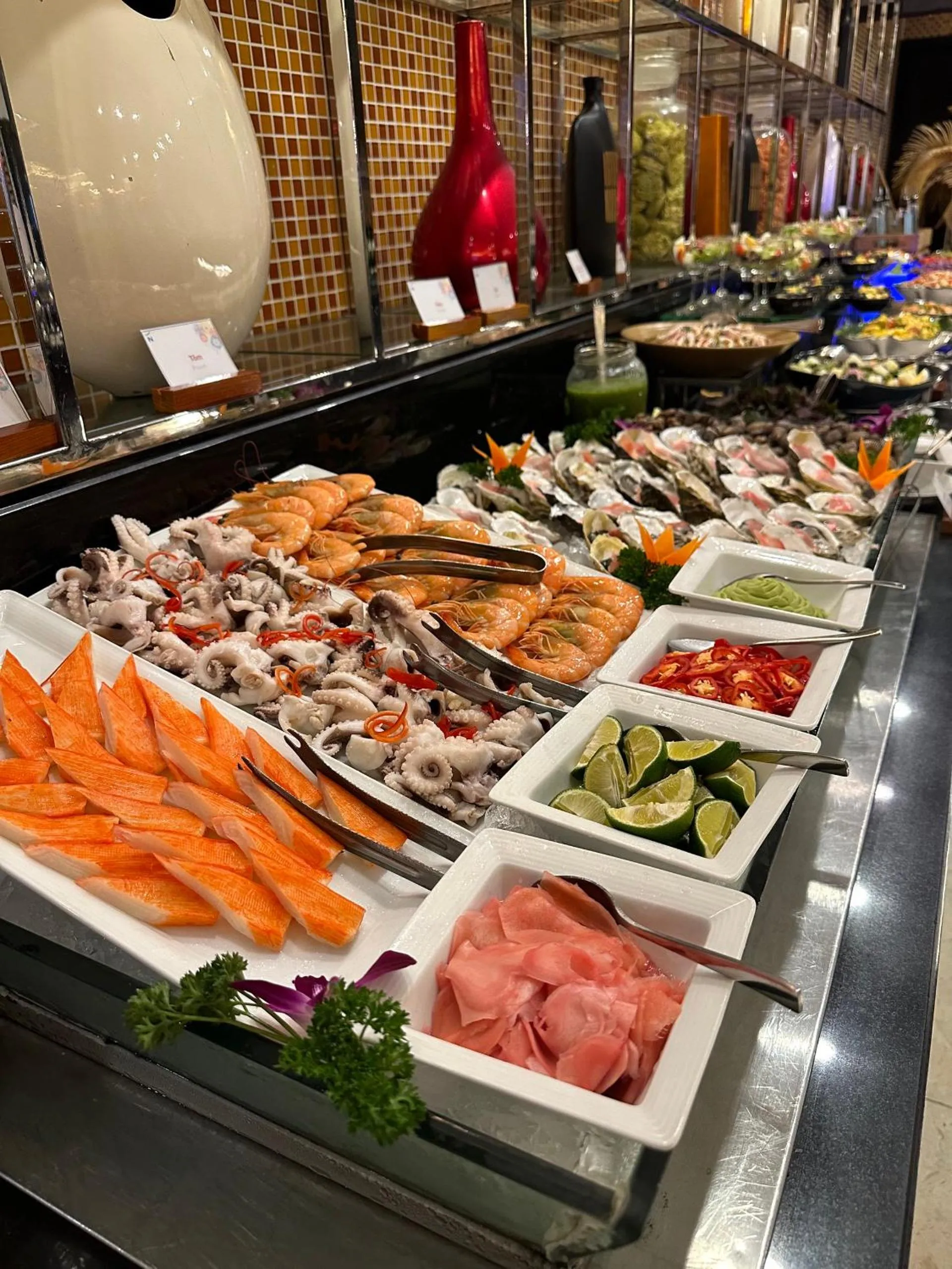 Restaurant/places to eat in Novotel Ha Long Bay Hotel