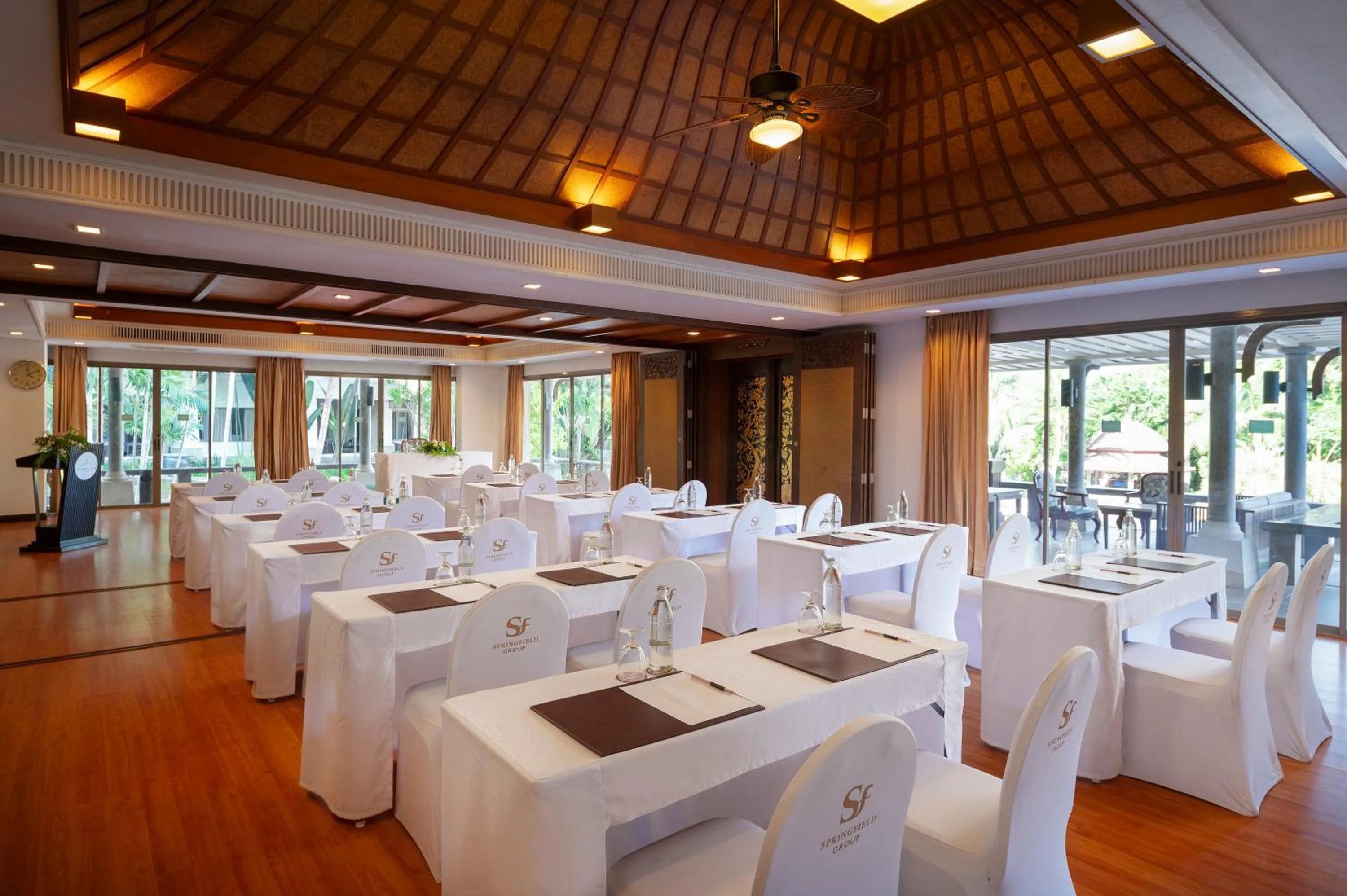 Meeting/conference room in Springfield Village Golf & Spa