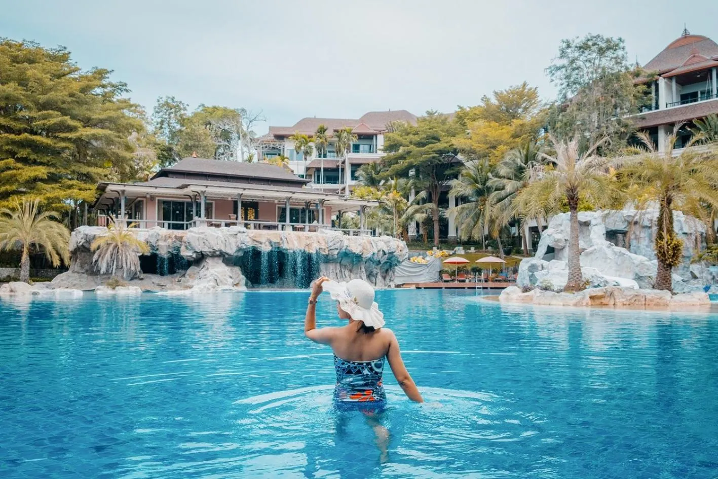 Swimming pool in Springfield Village Golf & Spa