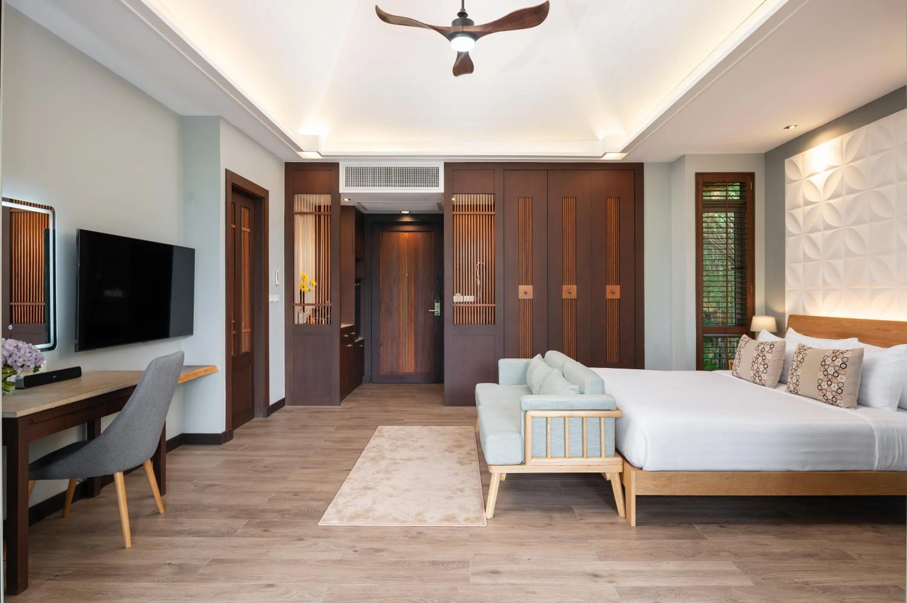 Bed in Springfield Village Golf & Spa