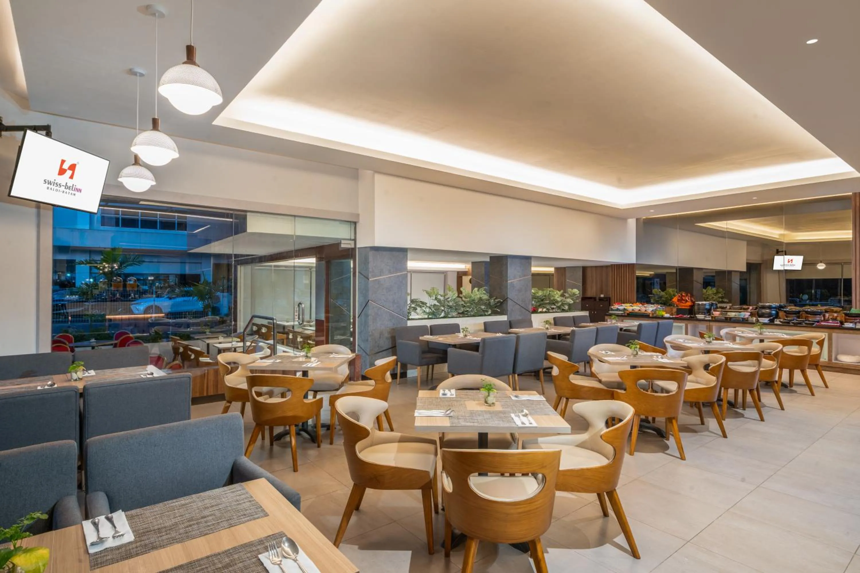 Restaurant/places to eat in Swiss-Belinn Baloi Batam