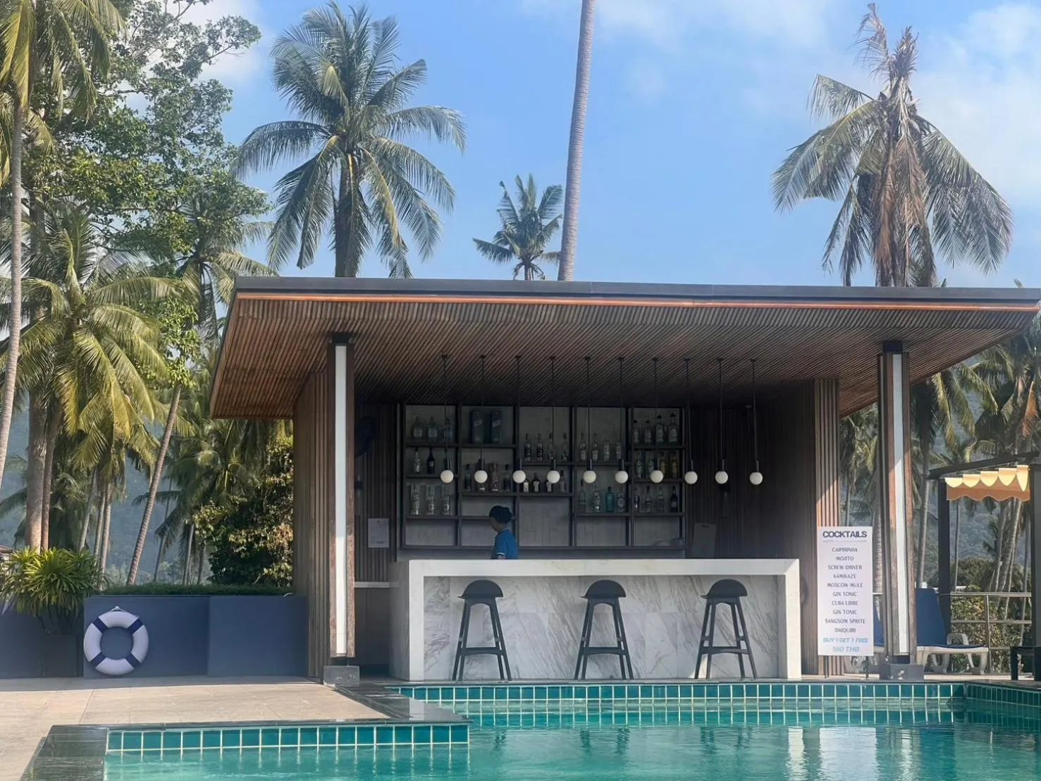 Swimming pool in Lamai Buri Resort