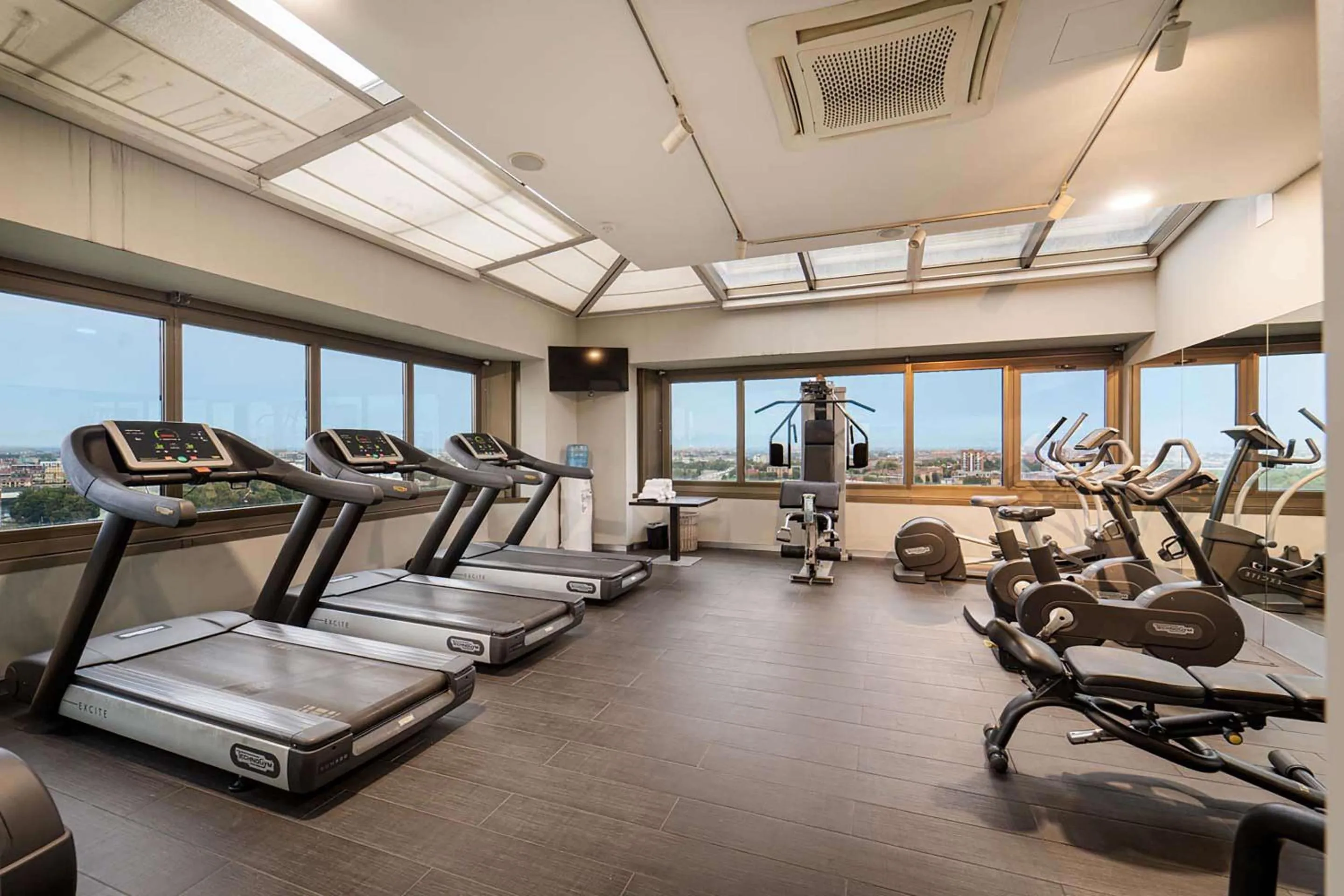Fitness centre/facilities in Best Western Plus The Hub Hotel