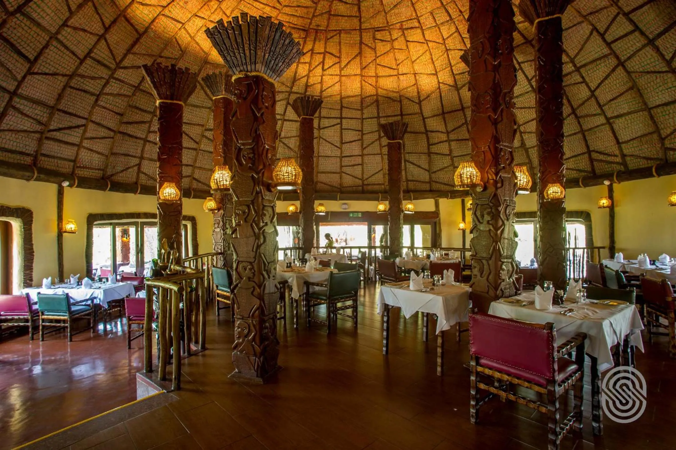 Restaurant/places to eat in Serengeti Serena Safari Lodge