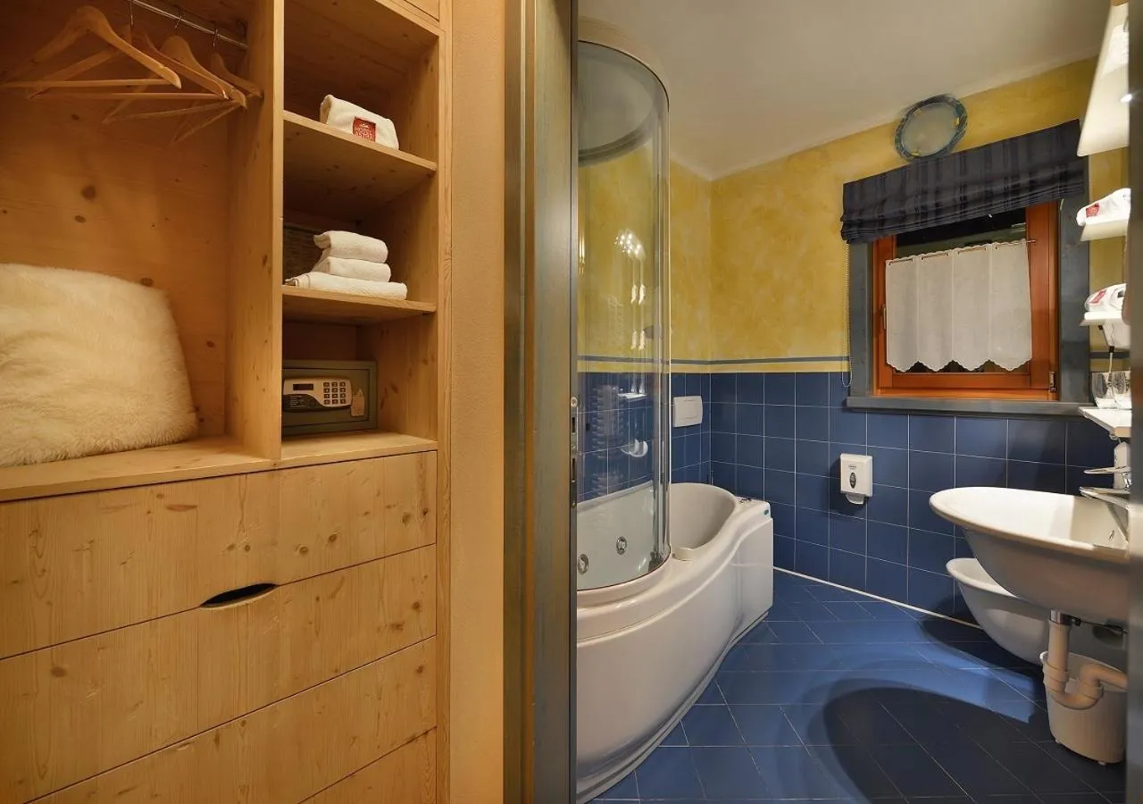 Bathroom in Hotel Astra