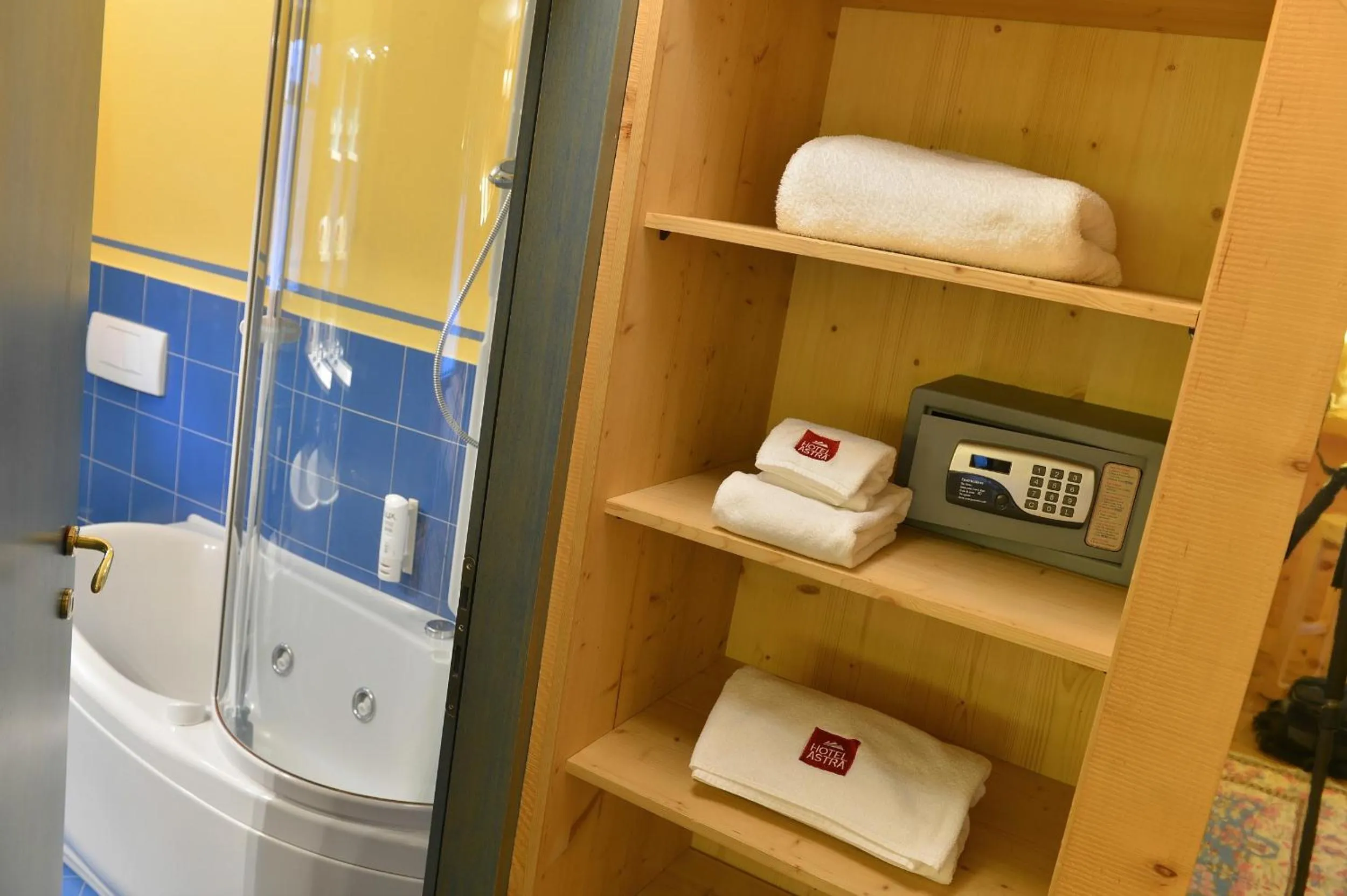 Bathroom in Hotel Astra