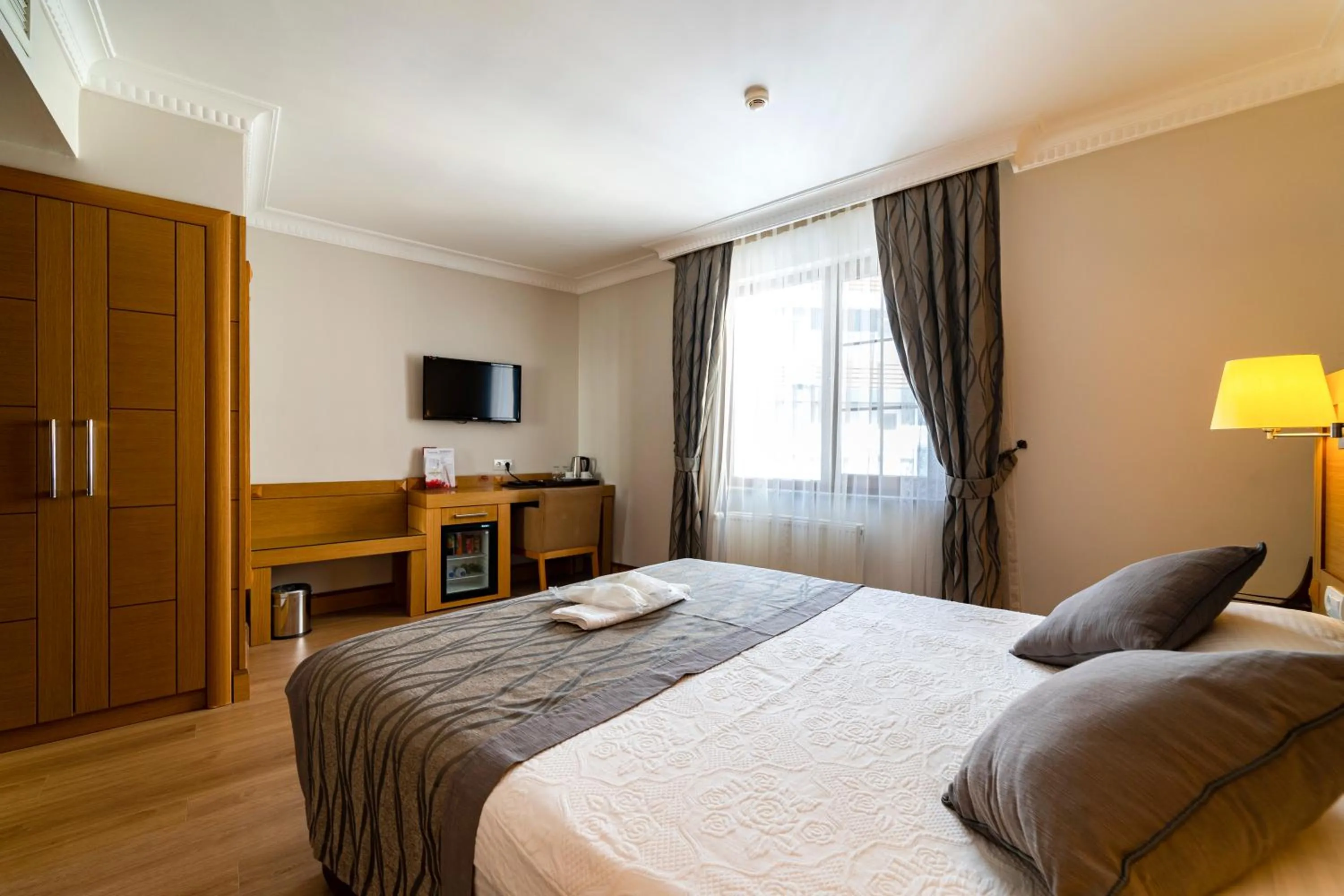 Bedroom, Bed in Levent Hotel Istanbul