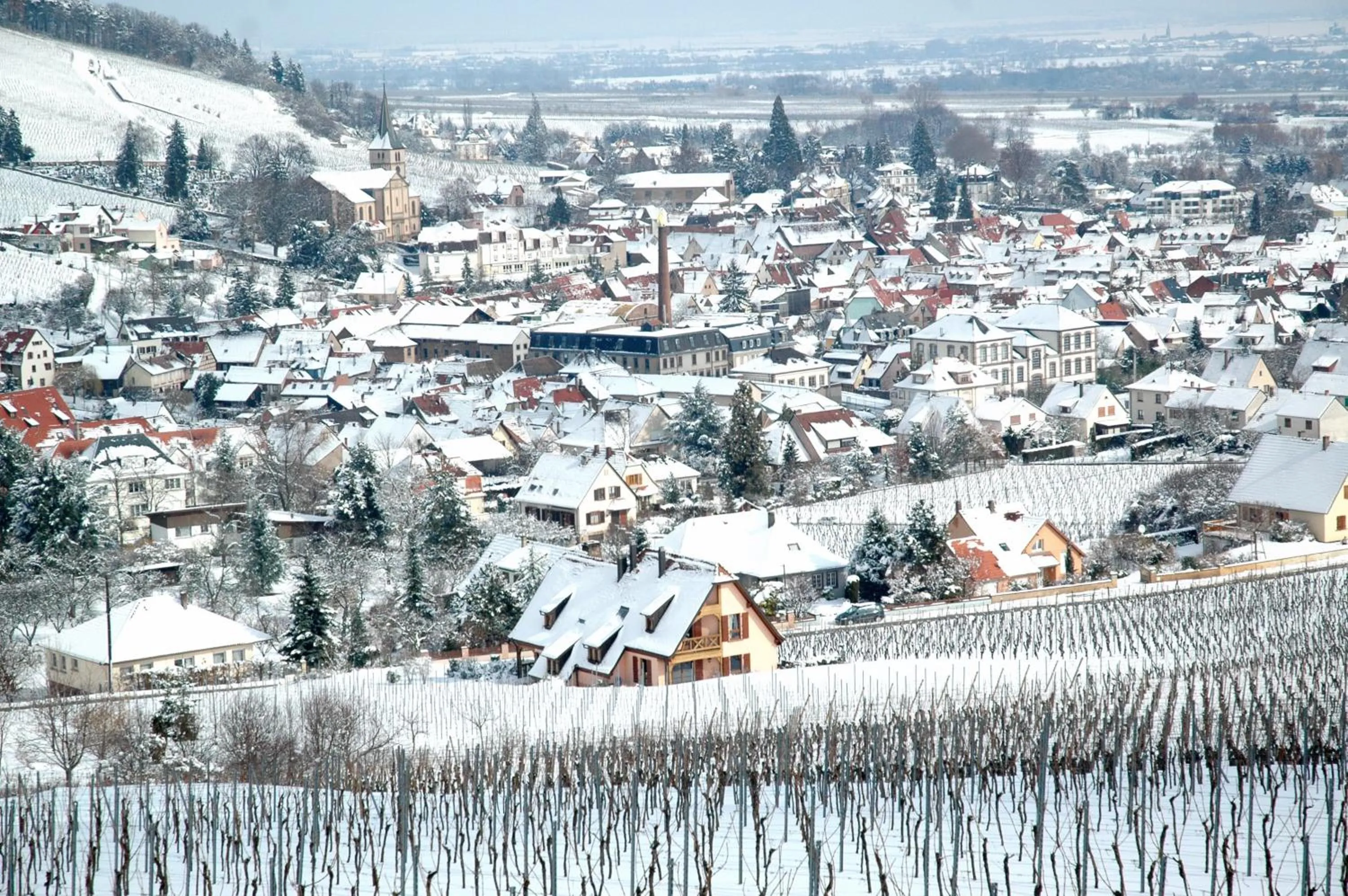 Natural landscape in A la Maison Rouge Hôtel & Restaurant