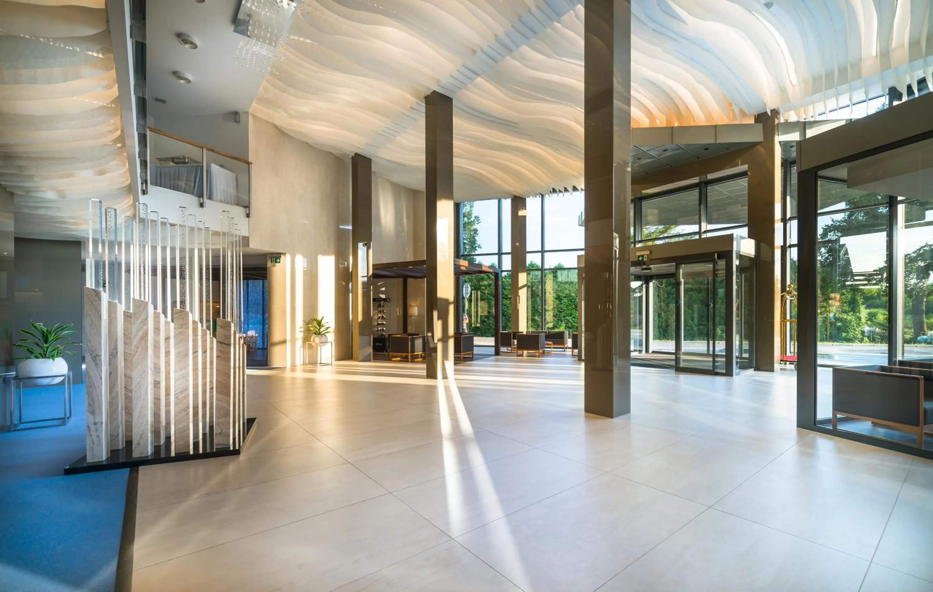 Lobby or reception in Hotel Galeria Thermal Bešeňová